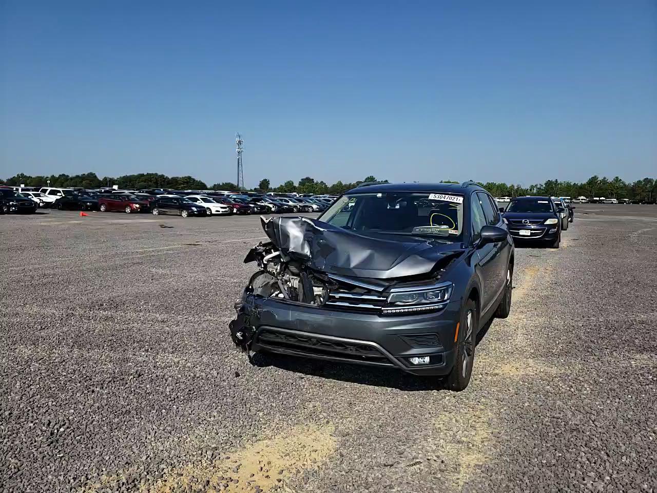 2018 VOLKSWAGEN TIGUAN SEL 3VV4B7AX6JM016705