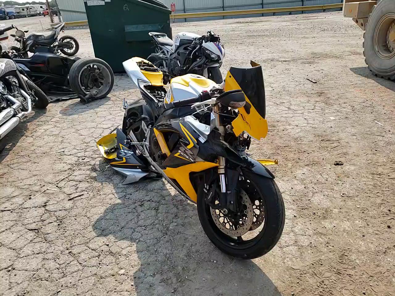 2008 SUZUKI GSX-R600 JS1GN7EA682108854