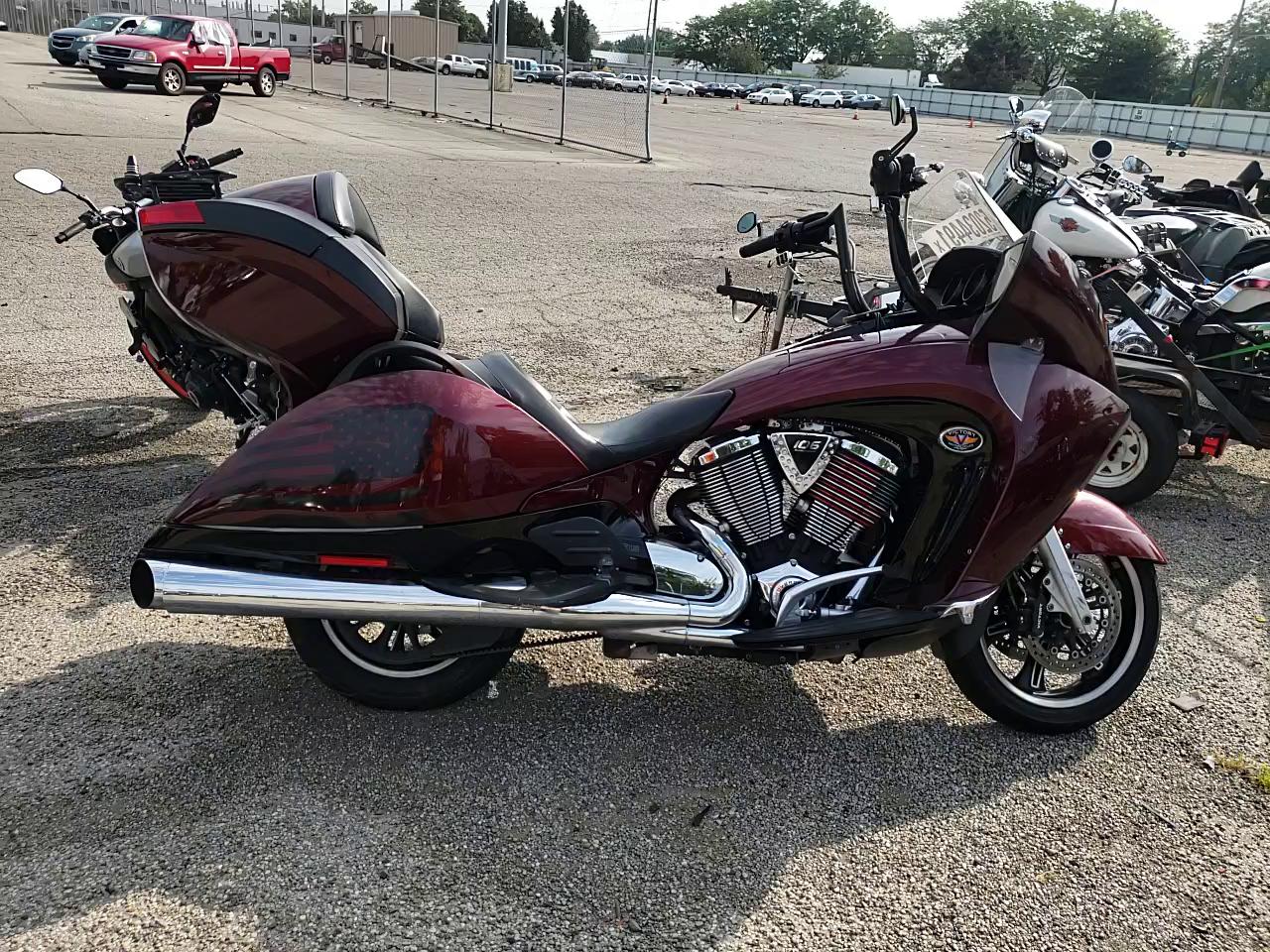 2011 VICTORY MOTORCYCLES VISION TOU 5VPSW36N1B3005500
