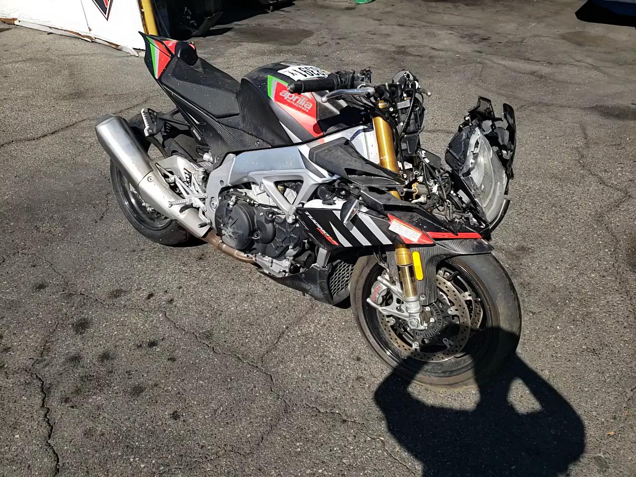 2020 APRILIA TUONO ZD4KGUA19LS000434