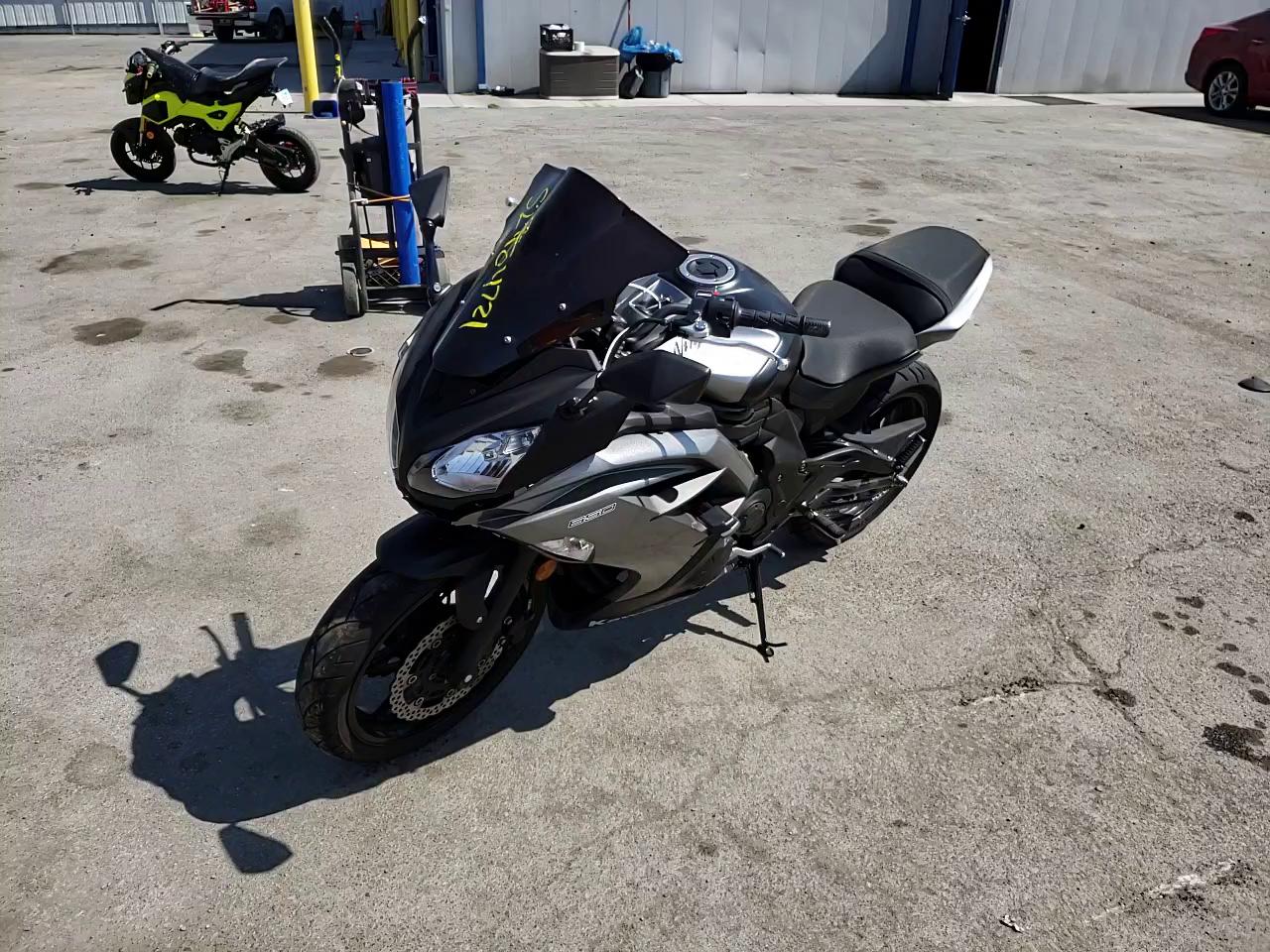2014 KAWASAKI EX650 E JKAEXEE12EDA16925