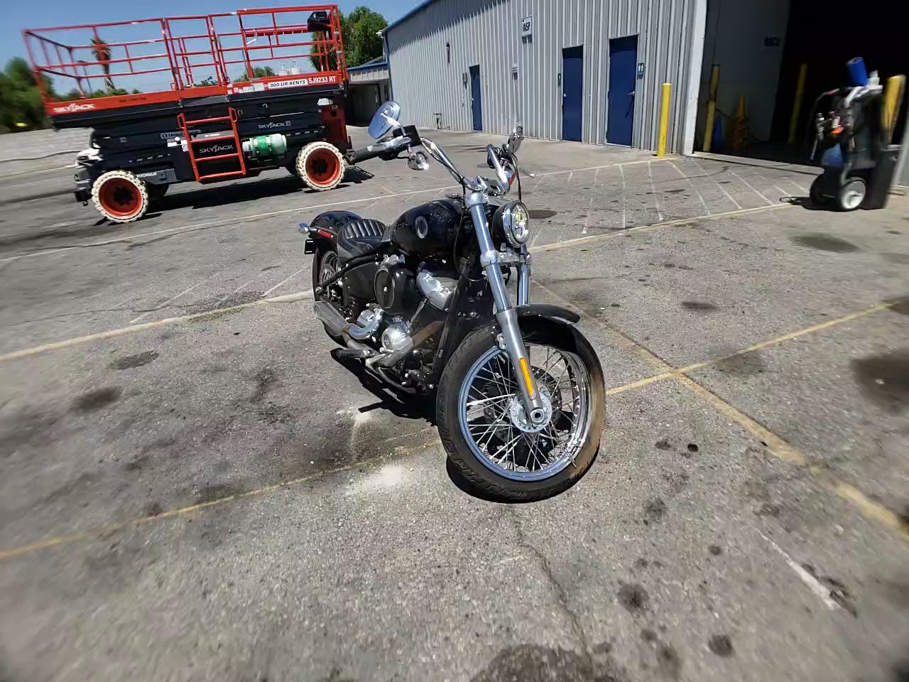 2021 HARLEY-DAVIDSON FXST 1HD1BVJ21MB026207