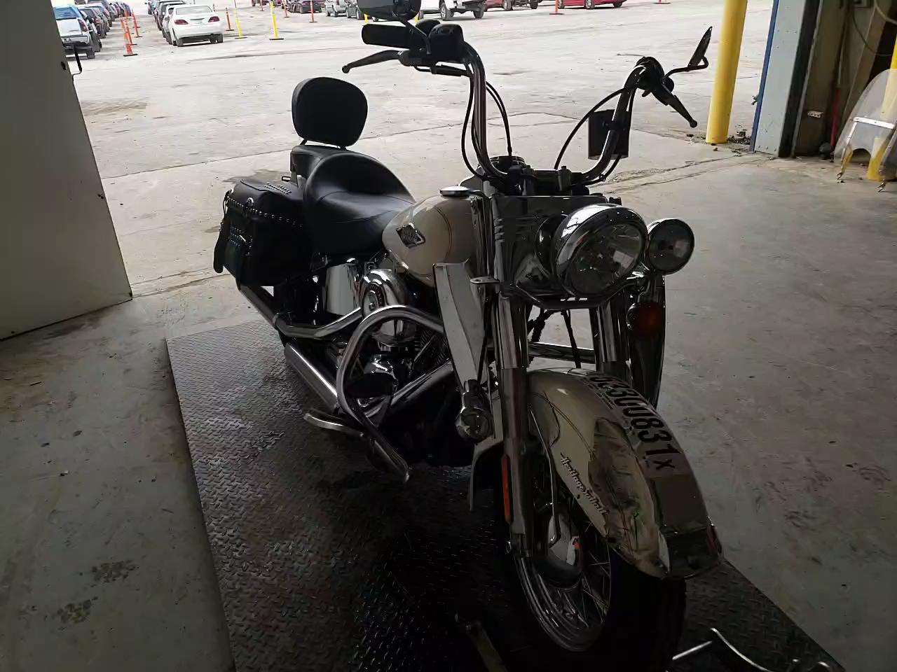 2014 HARLEY-DAVIDSON FLSTC HERI 1HD1BWV16EB011985