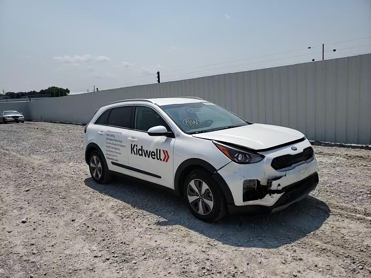 2020 KIA NIRO LX KNDCB3LC8L5427335