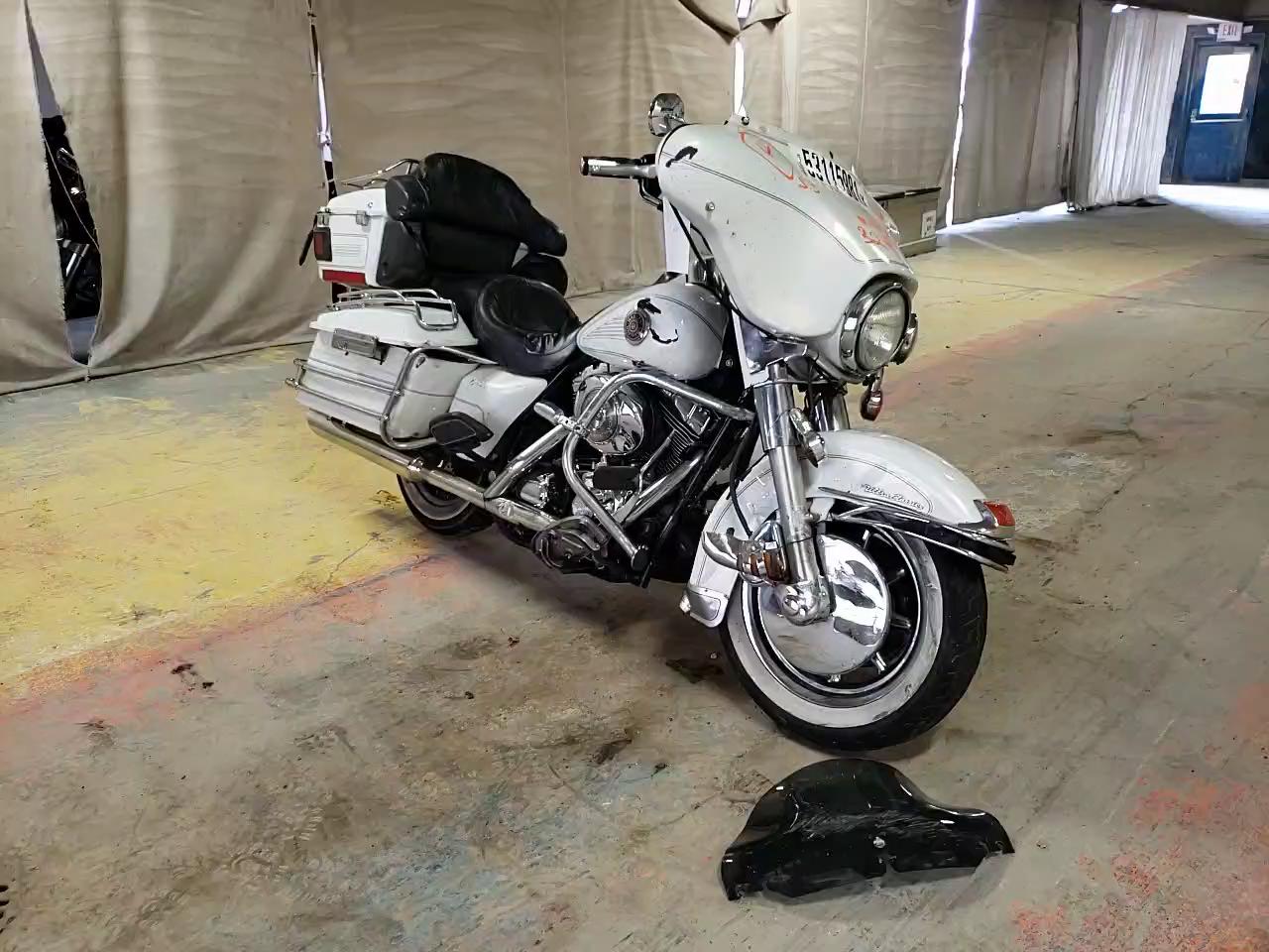 2002 HARLEY-DAVIDSON FLHTCUI 1HD1FCW142Y631860