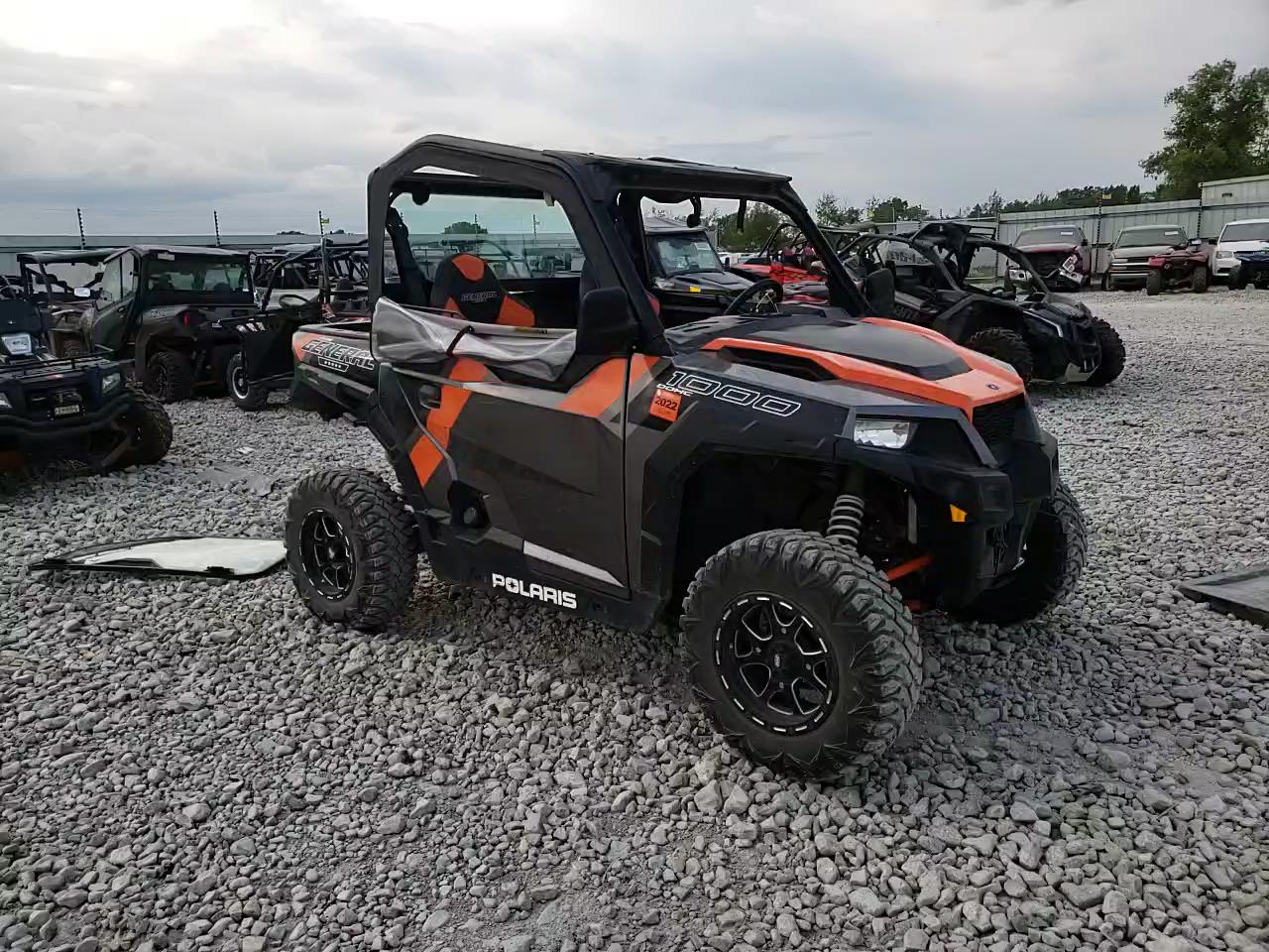 2018 POLARIS GENERAL 10 3NSRGE999JH461348