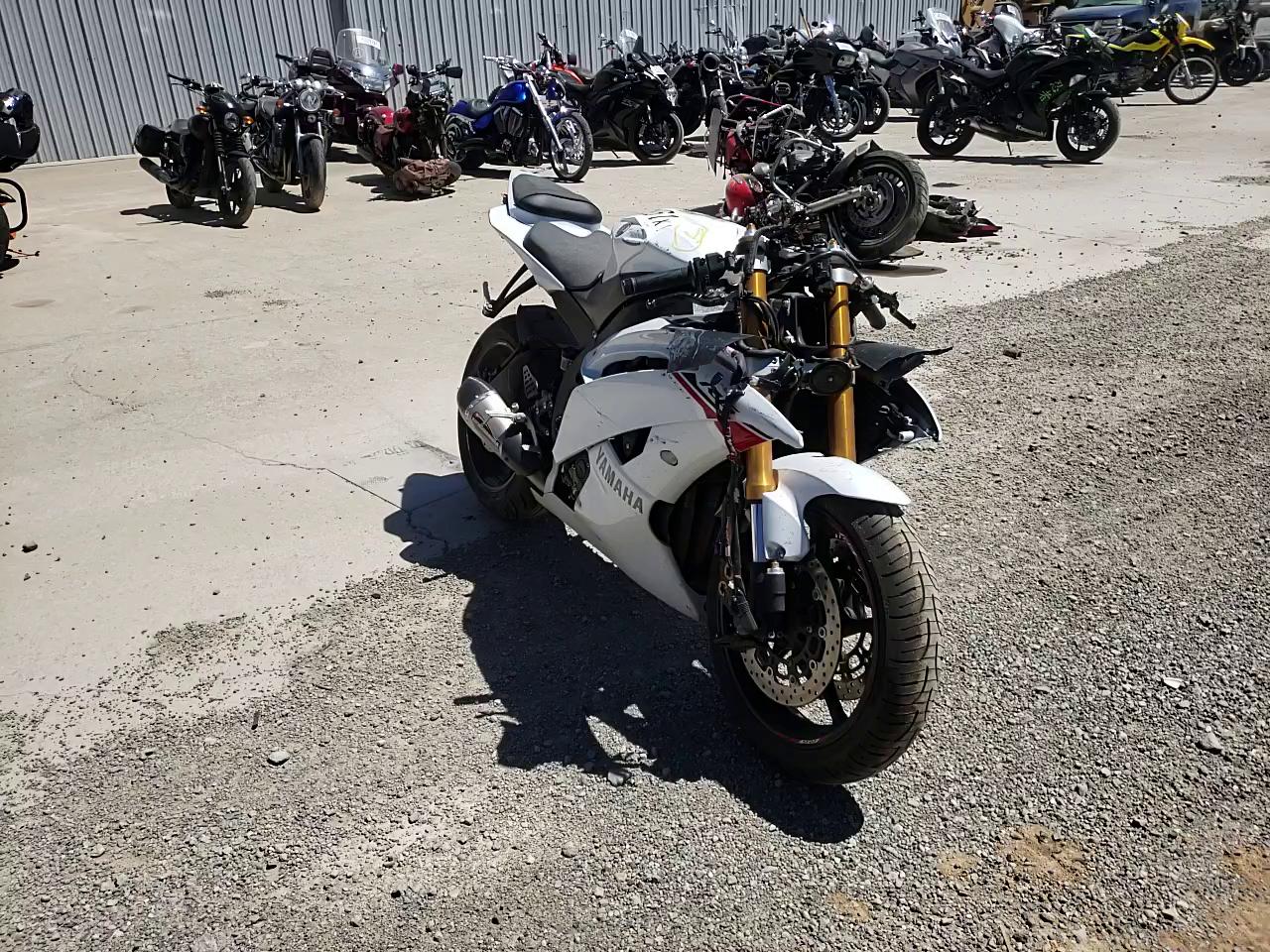 2015 YAMAHA YZFR6 JYARJ16E1FA034458