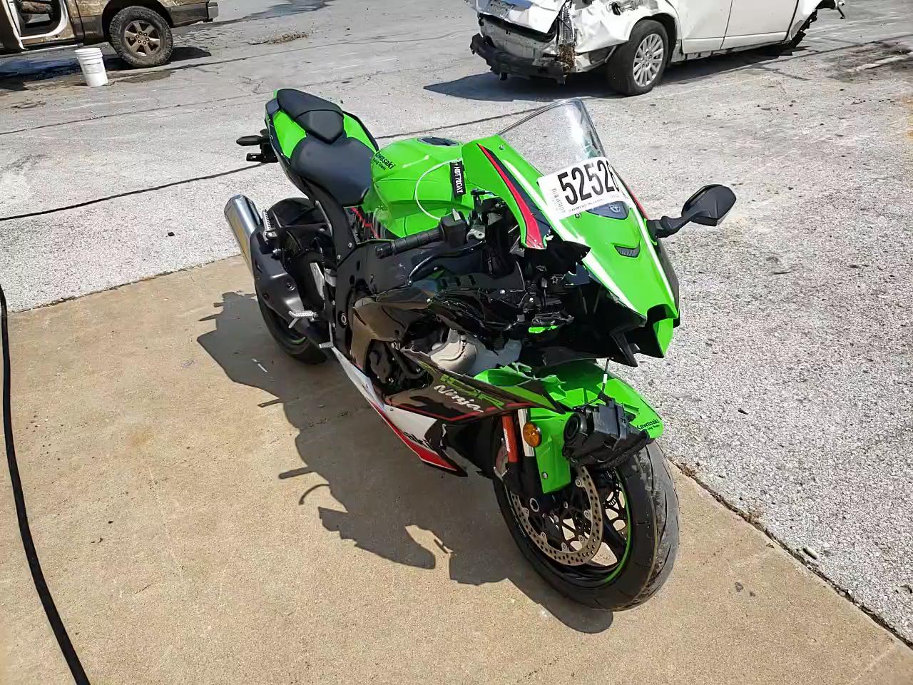 2021 KAWASAKI ZX1002 M JKBZXVM12MA000302