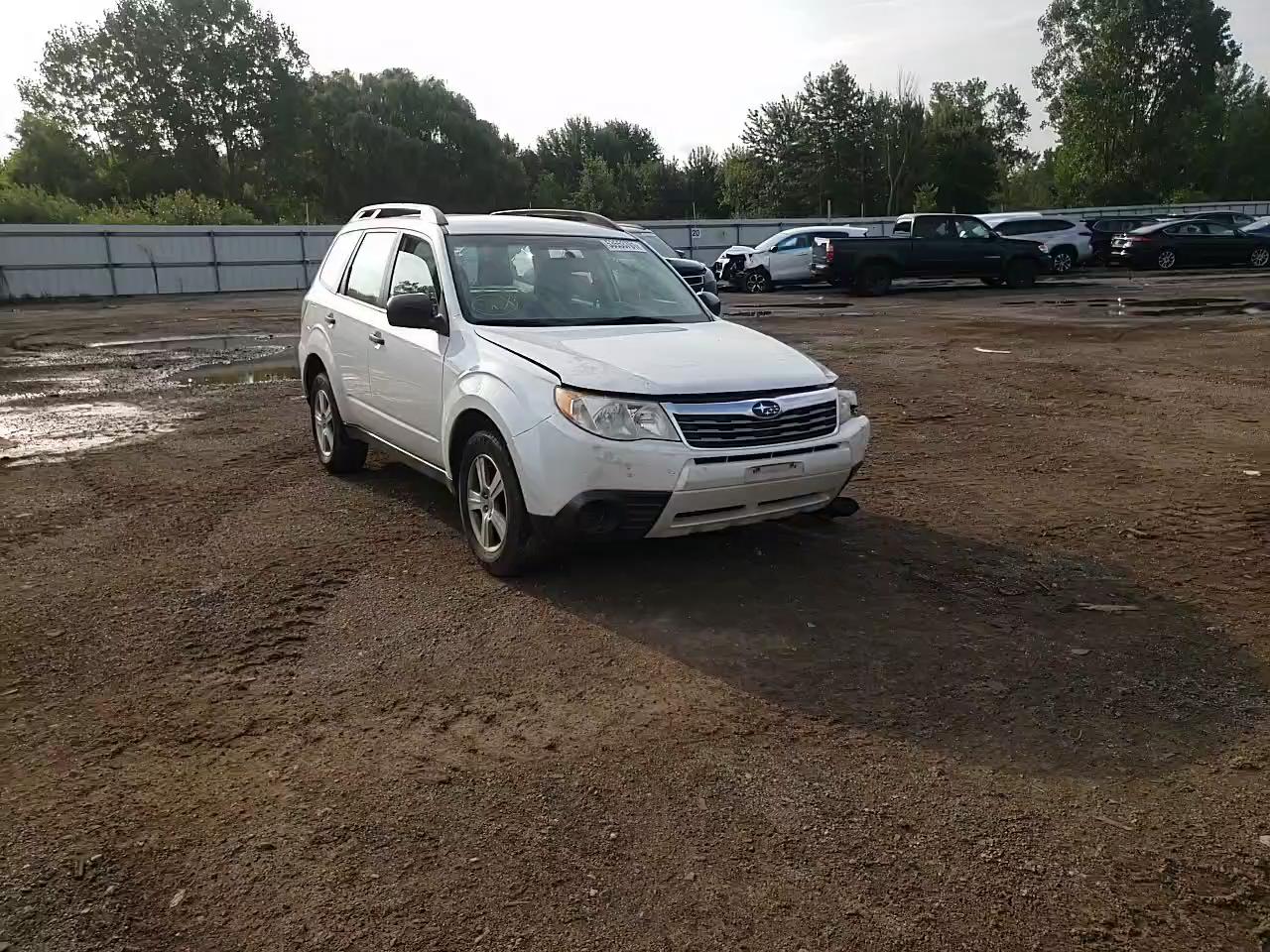 2010 SUBARU FORESTER X JF2SH6BC3AH910628