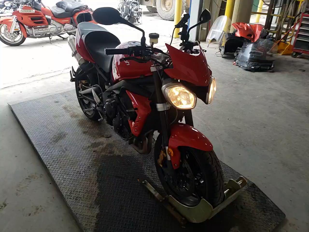 2012 TRIUMPH MOTORCYCLE STREET TRI SMTD02NE3CT520246