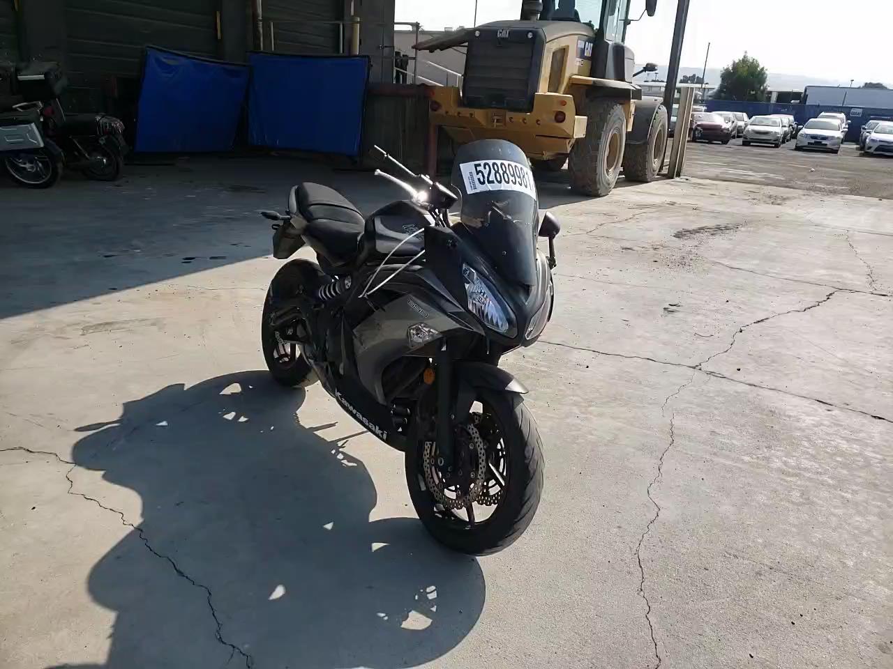 2014 KAWASAKI EX650 E JKAEXEE11EDA17127