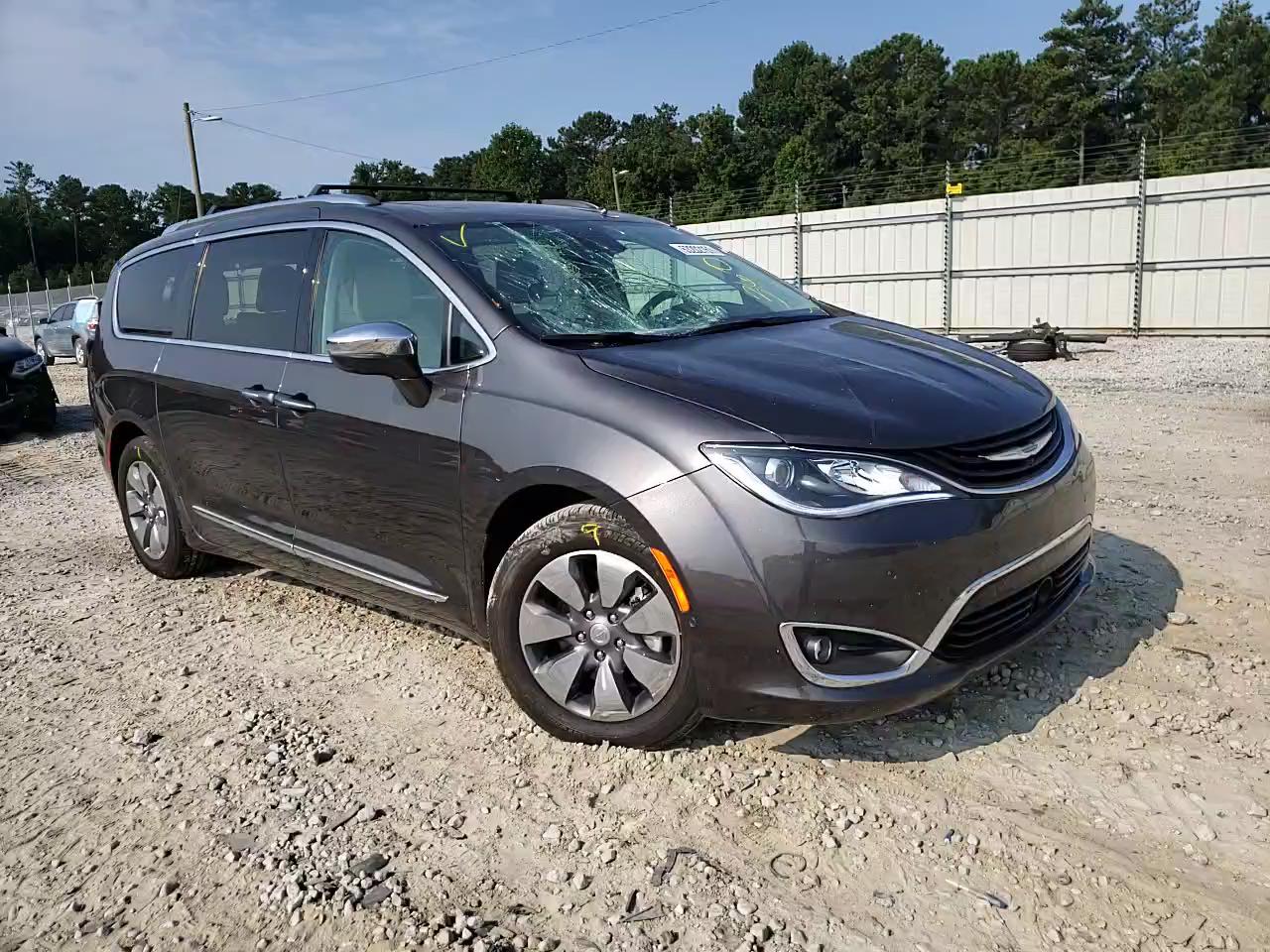 2018 CHRYSLER PACIFICA H 2C4RC1N79JR248152