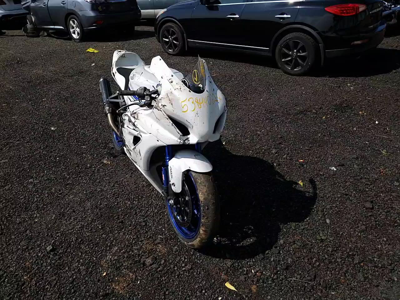 2018 SUZUKI GSX-R1000 JS1DM11HXJ2100493