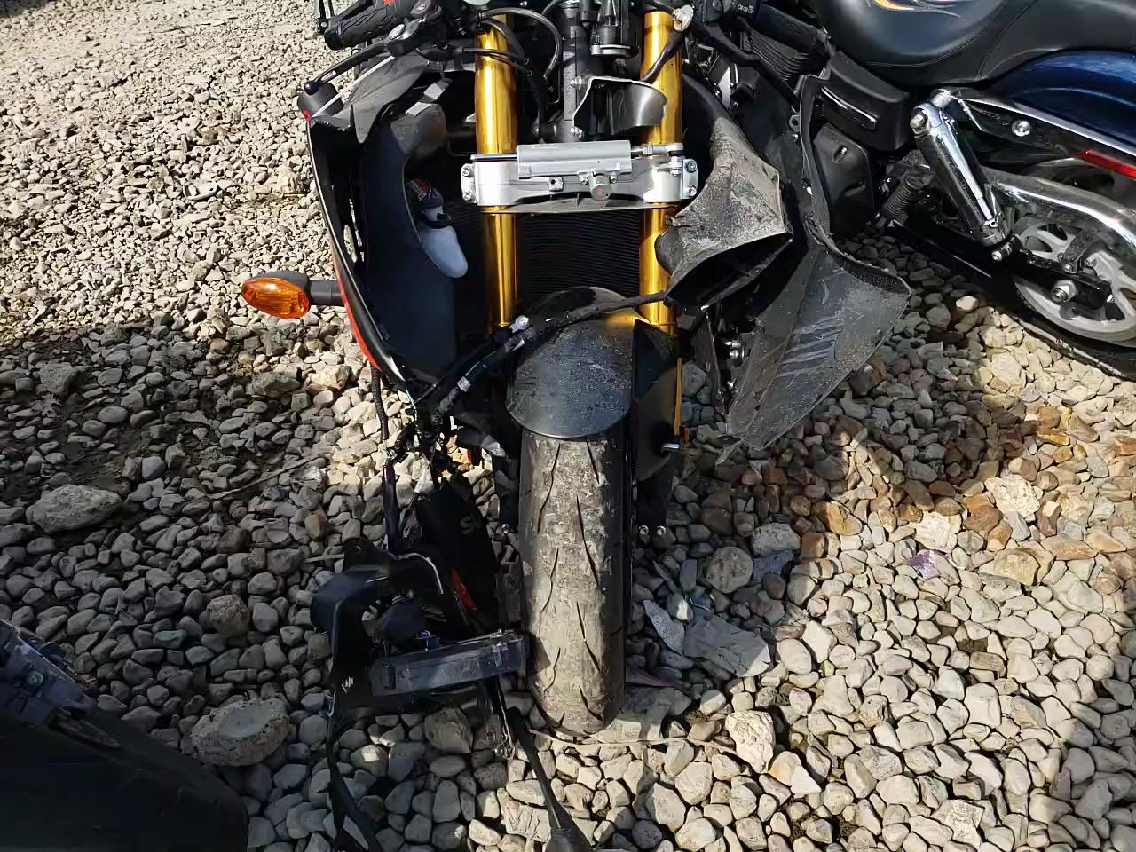 2021 SUZUKI GSX JS1DM11H8M7100497