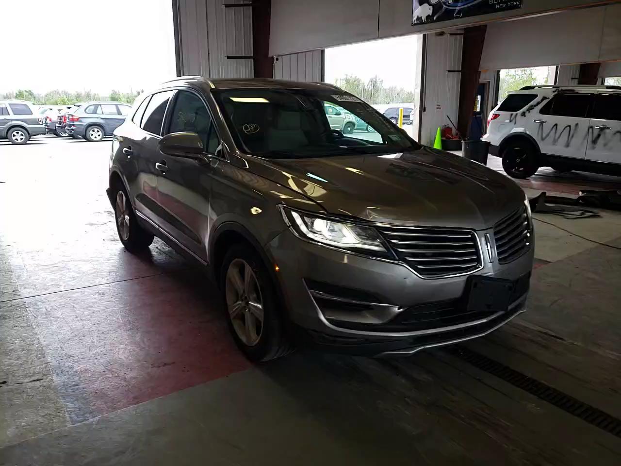 2017 LINCOLN MKC PREMIE 5LMCJ1C9XHUL27318