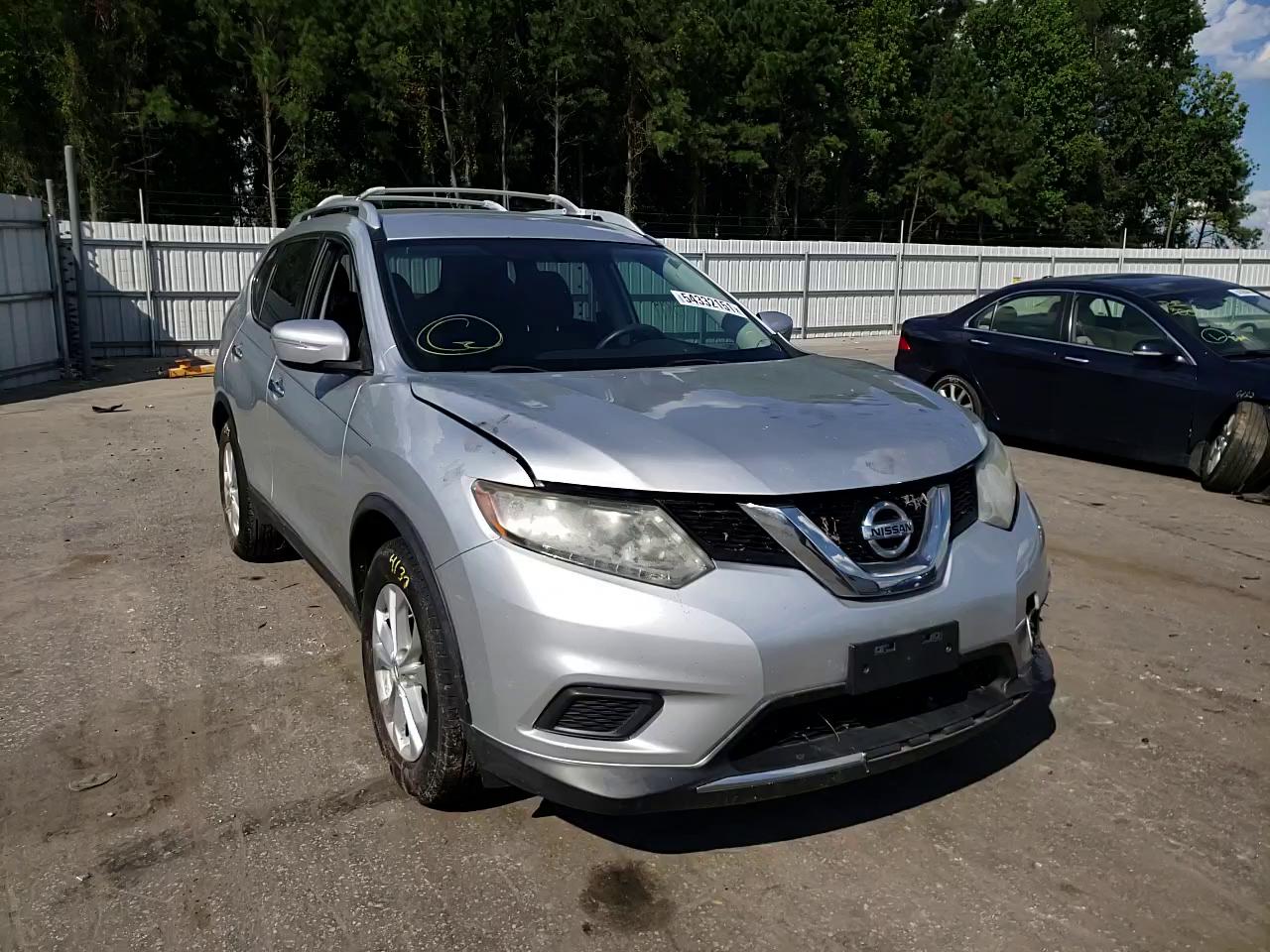 2015 NISSAN ROGUE S/SL KNMAT2MTXFP550401