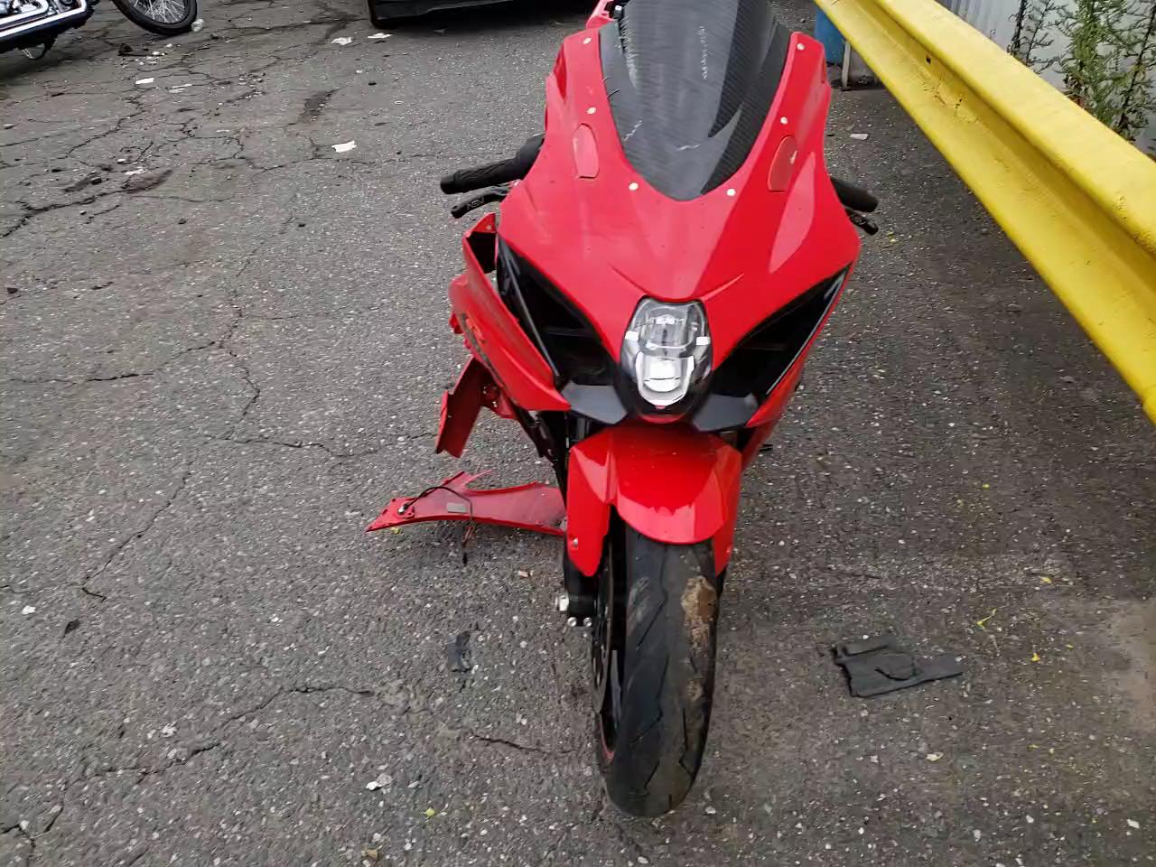 2017 SUZUKI GSX-R1000 JS1DM11B6H2101128