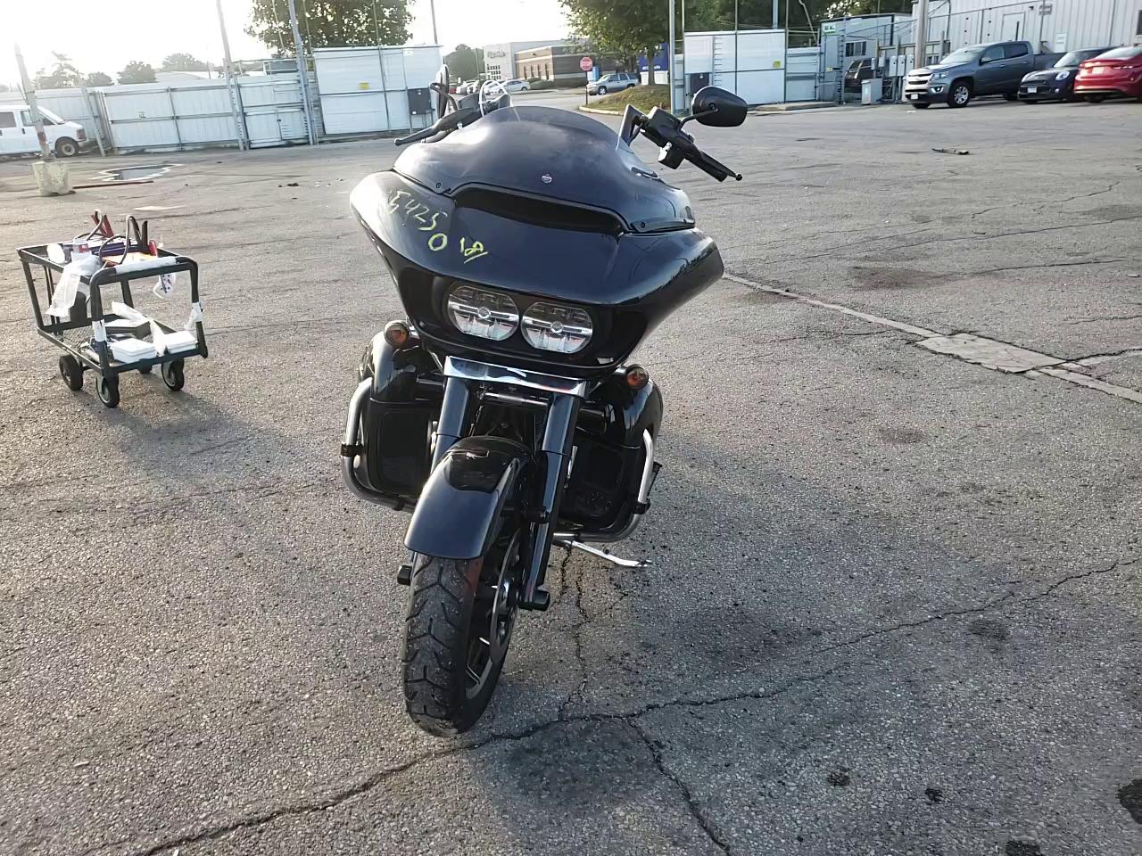 2016 HARLEY-DAVIDSON FLTRU 1HD1KGL15GB665016