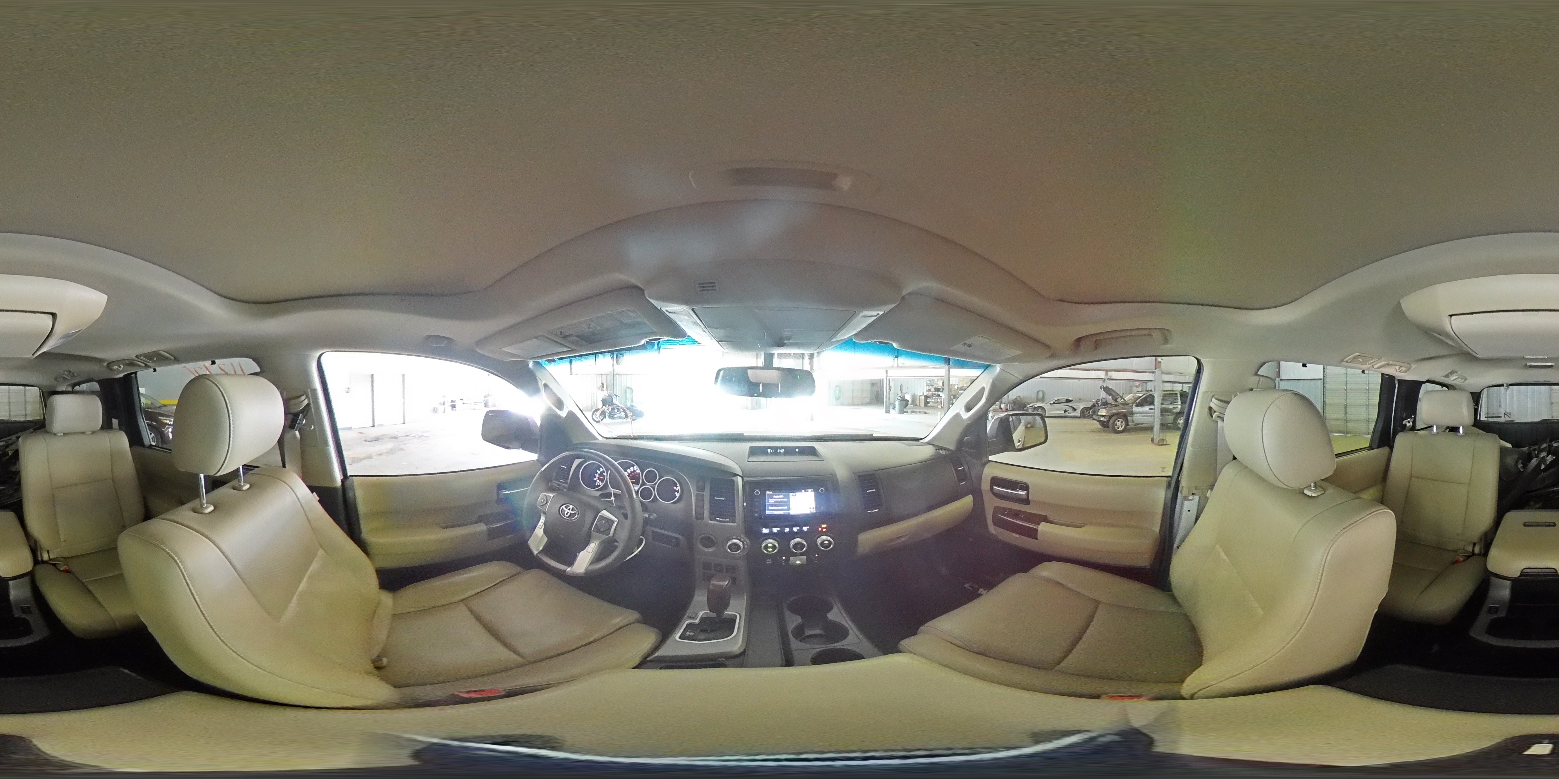 2017 TOYOTA SEQUOIA 5TDDW5G13HS148096