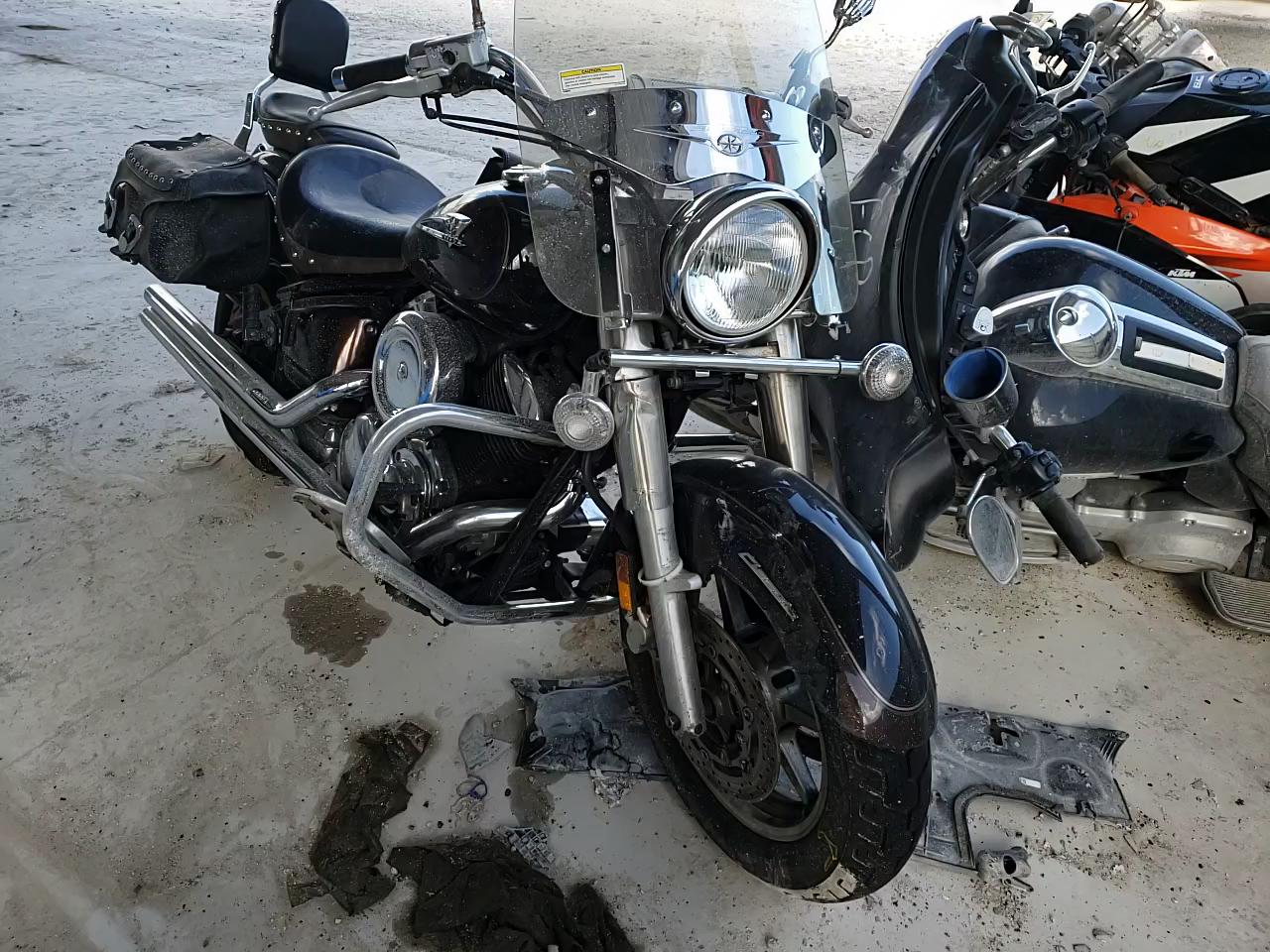 2011 HARLEY-DAVIDSON FLSTFB 1HD1JN51XBB032427