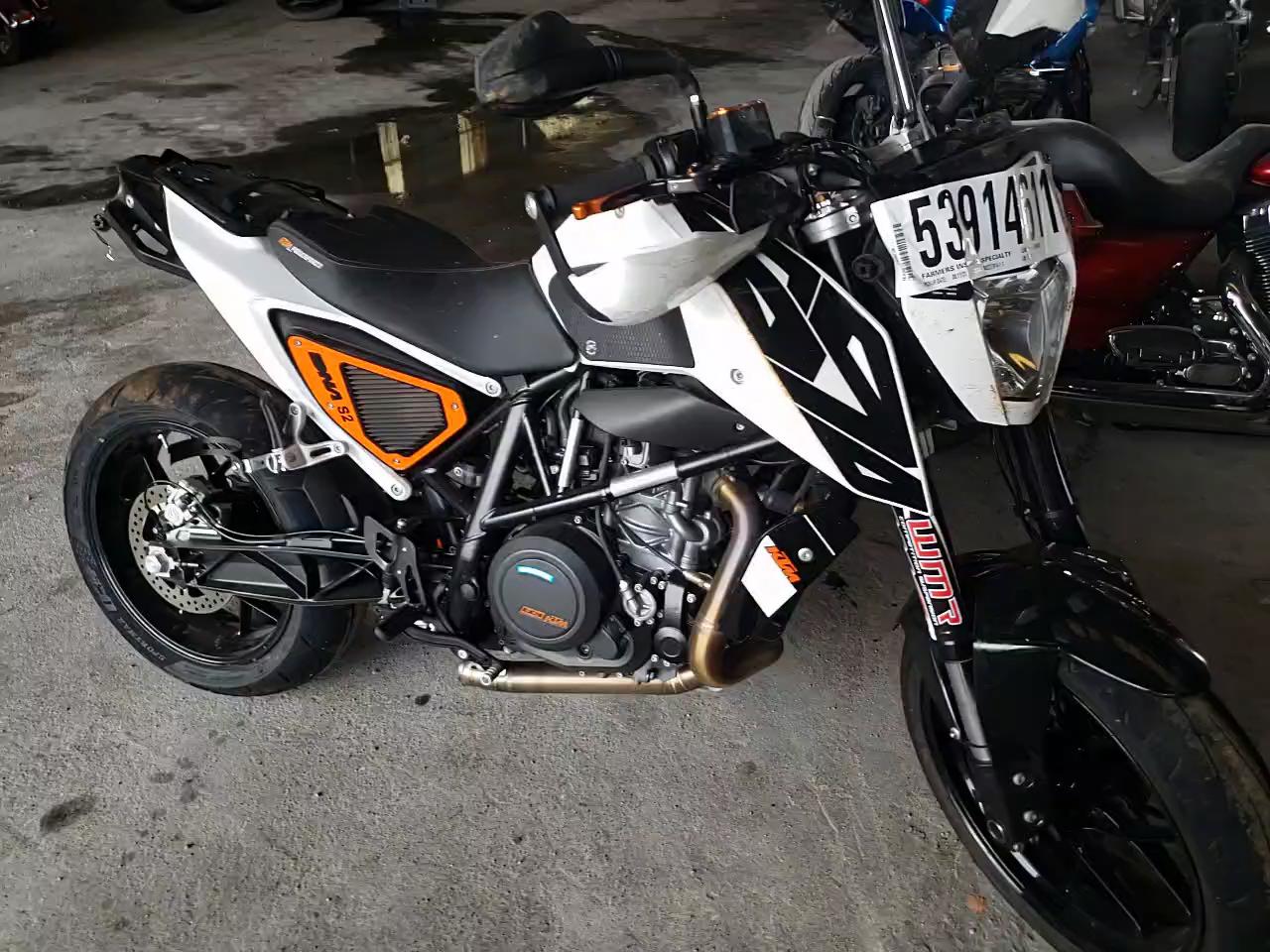 2018 KTM 690 DUKE VBKLDV405JM714417