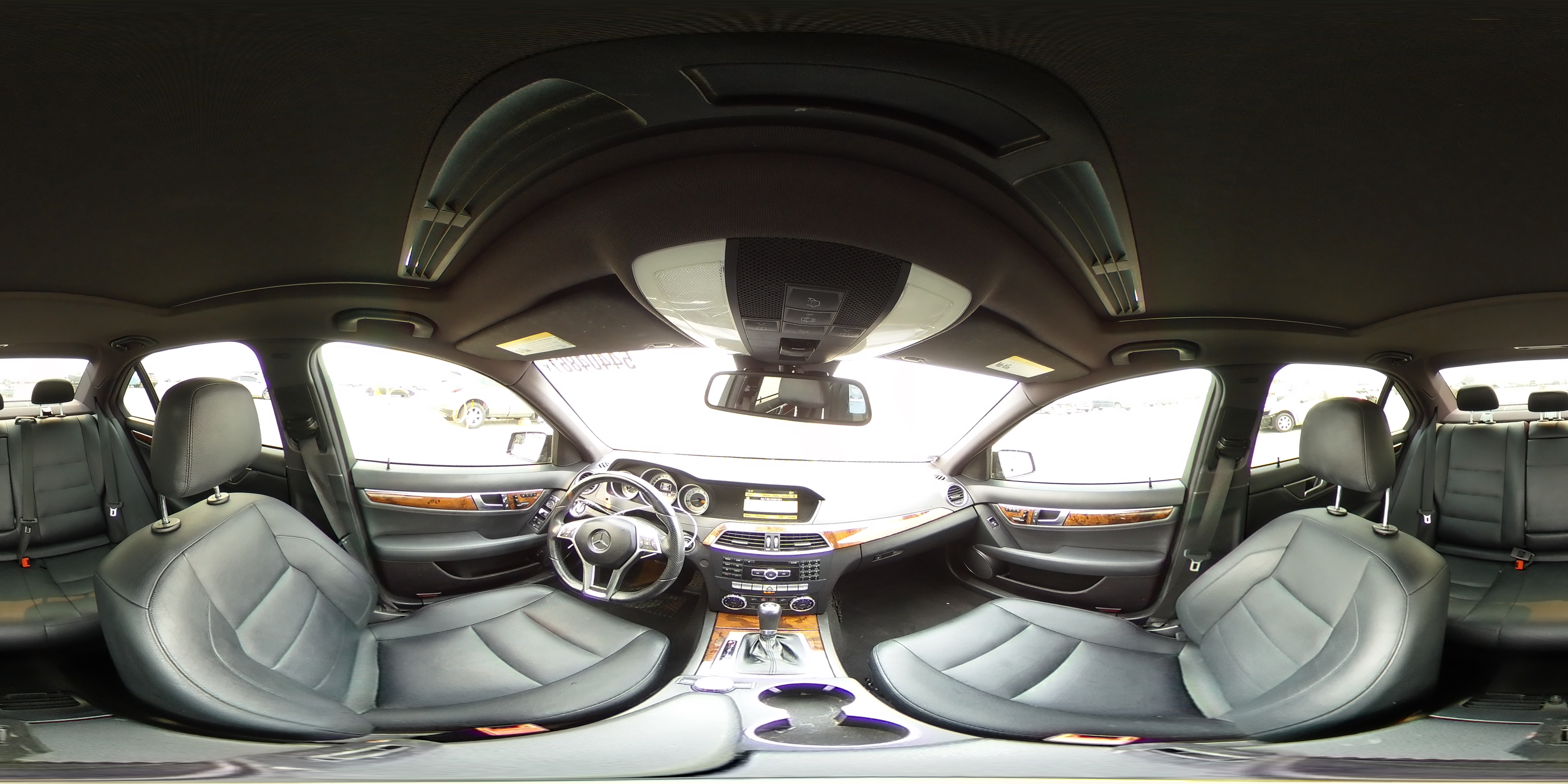 2012 MERCEDES-BENZ C250 WDDGF4HB7CA613019