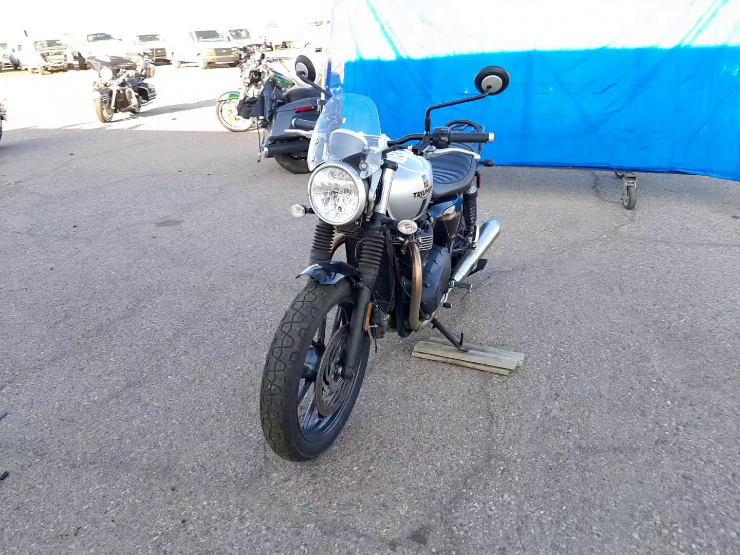 2018 TRIUMPH MOTORCYCLE STREET TWI SMTD31GN8JT867180