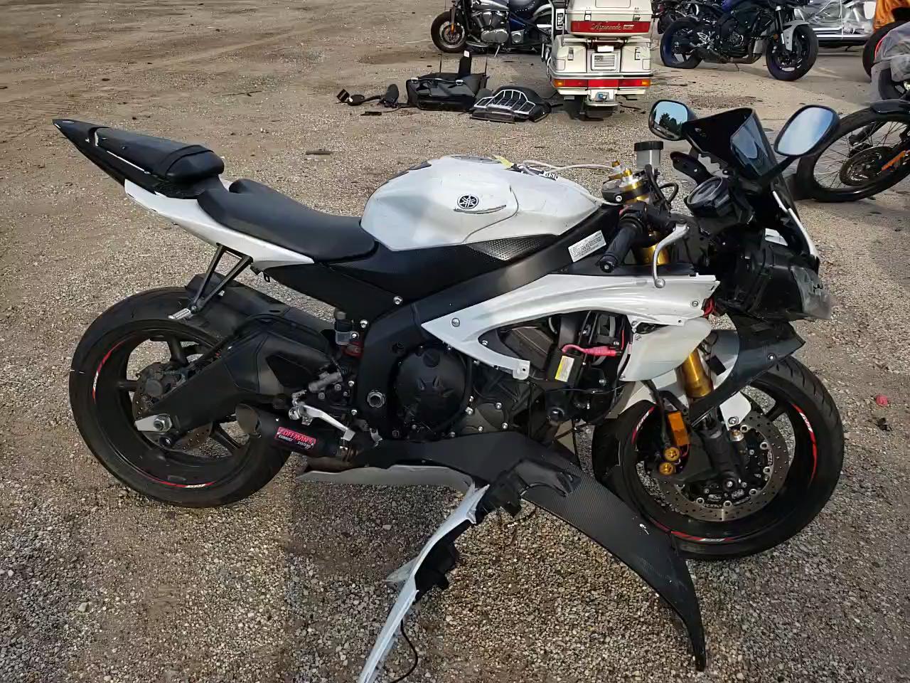 2015 YAMAHA YZFR6 JYARJ16E1FA034184