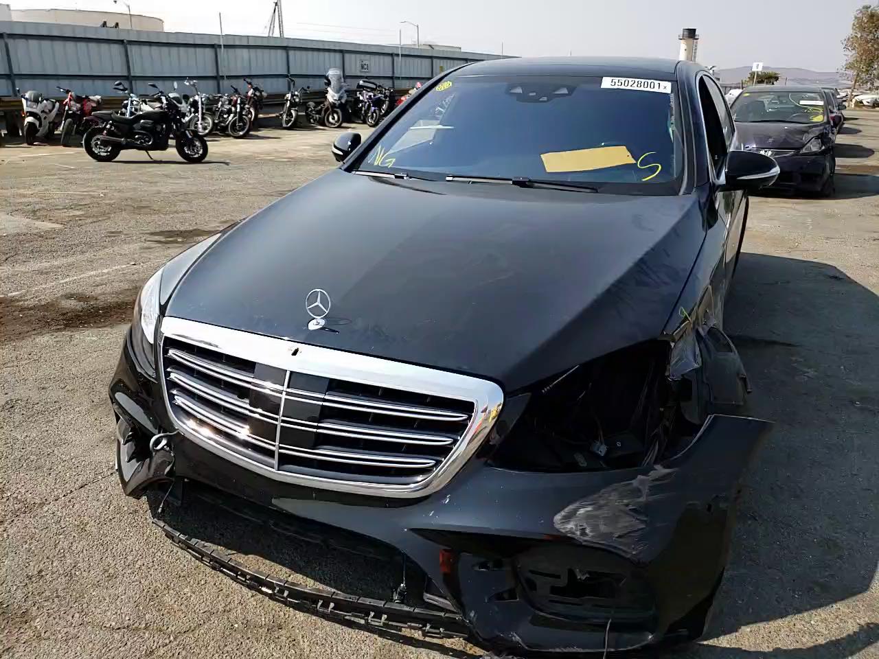 2018 MERCEDES-BENZ S 560 4MAT WDDUG8GB8JA382380