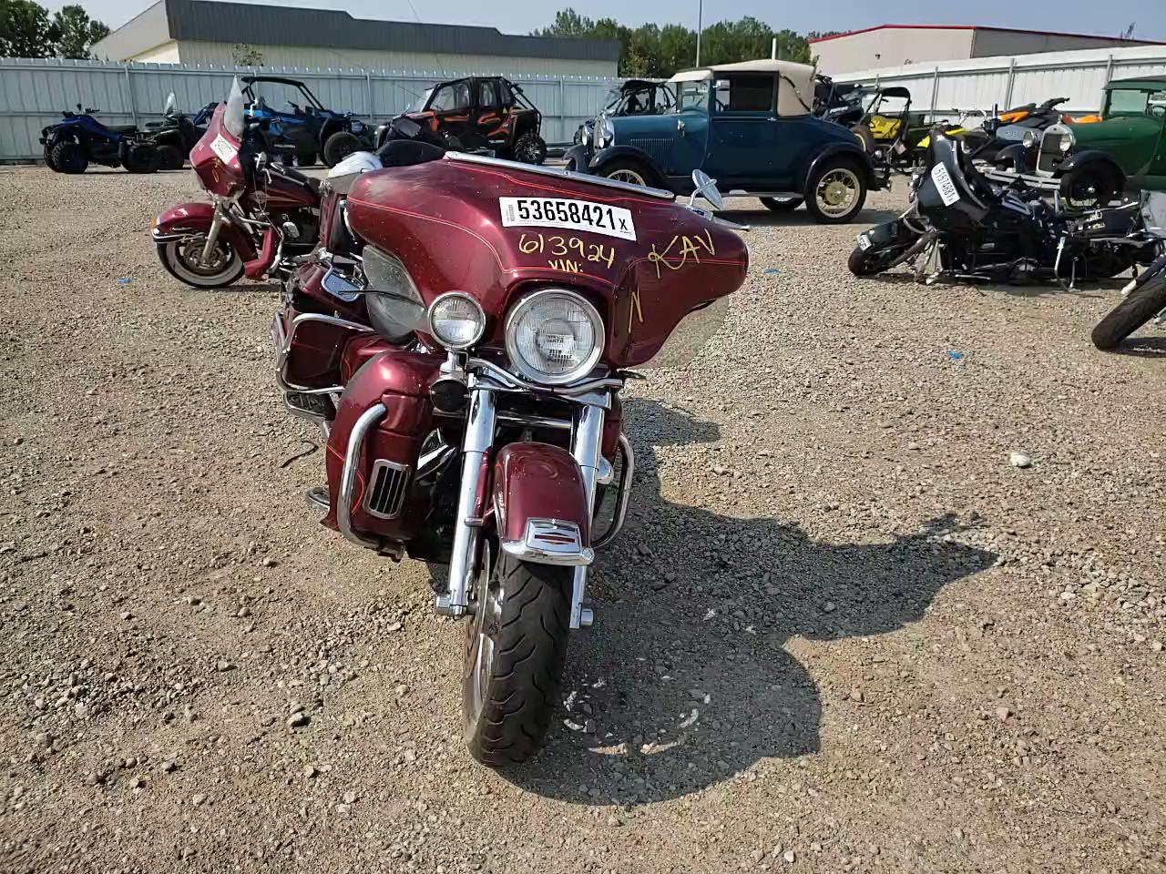 2000 HARLEY-DAVIDSON FLHTCUI 1HD1FCW11YY613924