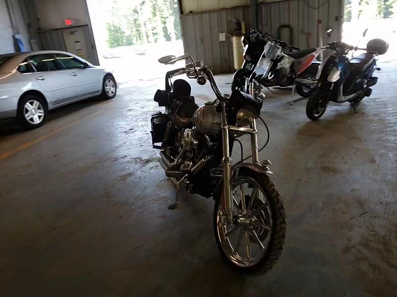 2002 HARLEY-DAVIDSON FXDWG 1HD1GEV132K407735