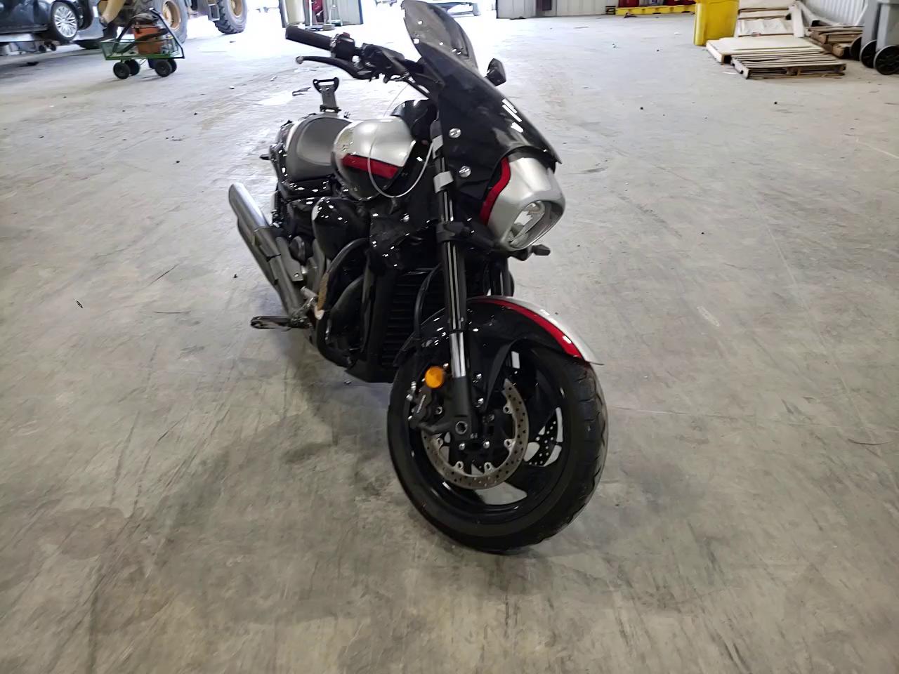 2018 SUZUKI VZR1800 JS1VY53A6J2100362
