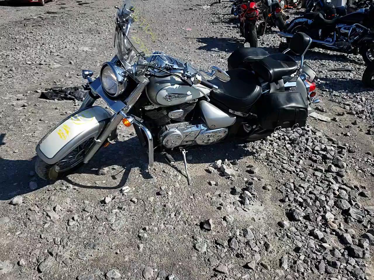 2004 SUZUKI VL800 JS1VS54A242105515