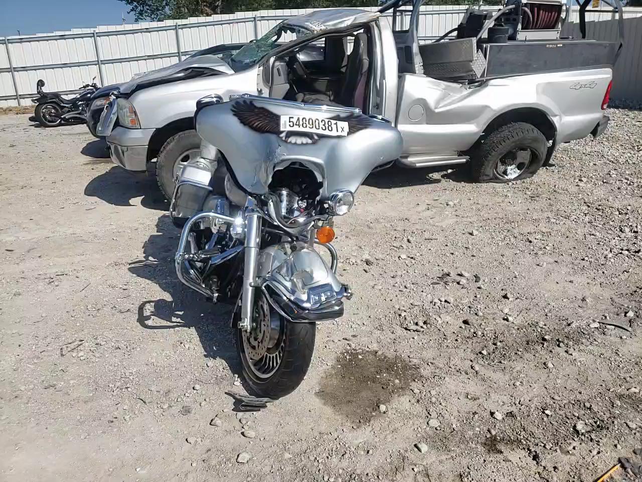 2010 HARLEY-DAVIDSON FLHTC 1HD1FF410AB649925