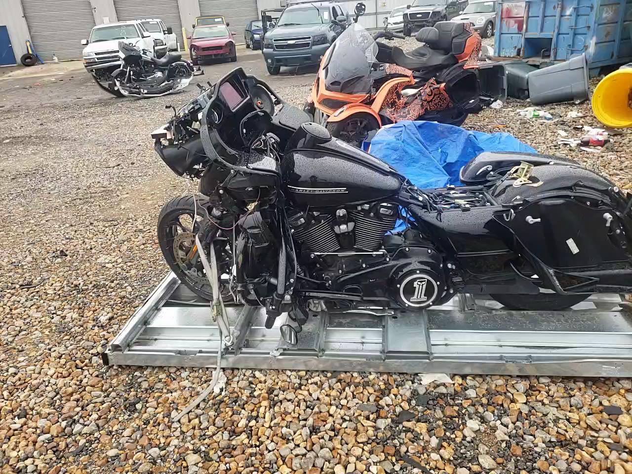 2020 HARLEY-DAVIDSON FLTRXS 1HD1KTP17LB616218