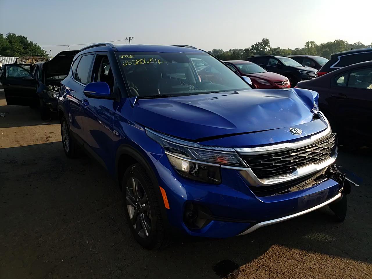 2021 KIA SELTOS S KNDEUCAA2M7047742