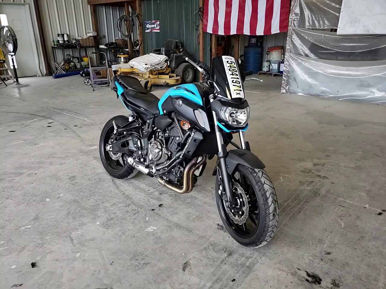 2019 YAMAHA MT07 JYARM27E5KA004210