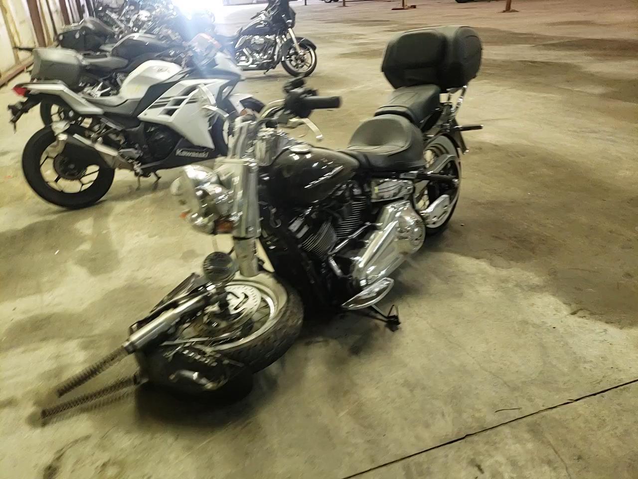 2019 HARLEY-DAVIDSON FLDE 1HD1YCJ22KB053254