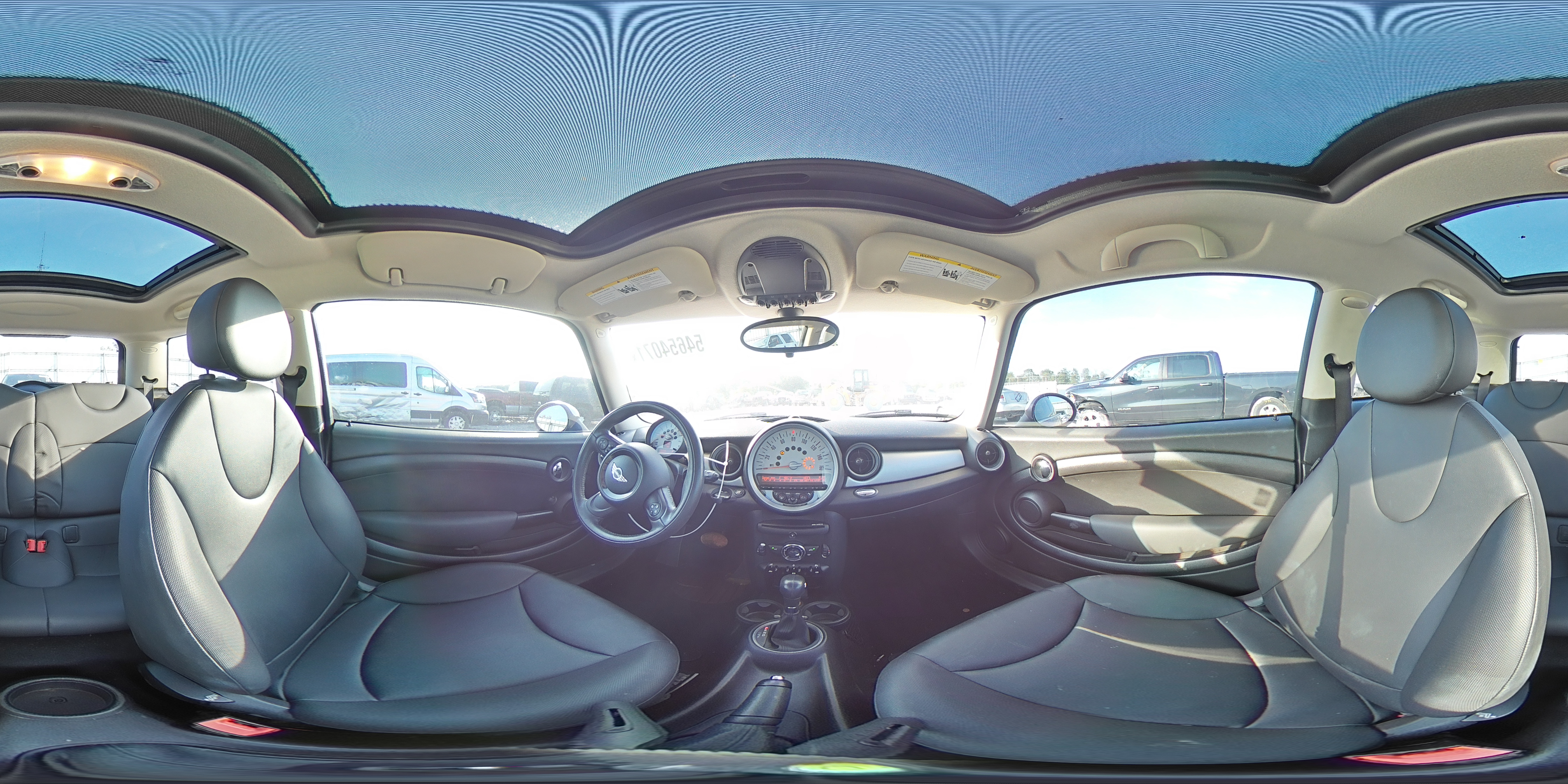 2013 MINI COOPER CLU WMWSU3C55DT678881