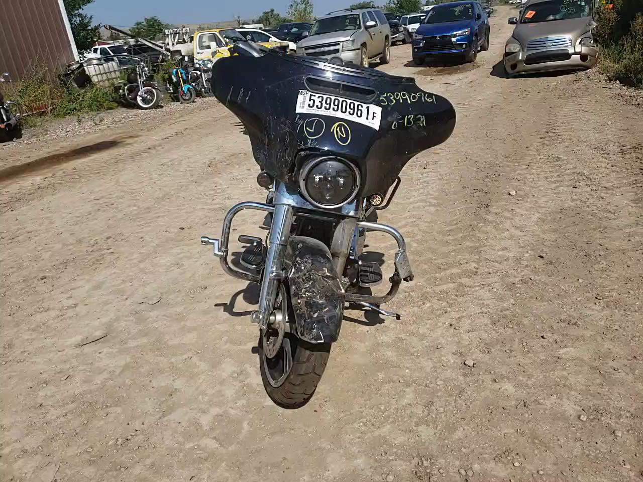 2019 HARLEY-DAVIDSON FLHX 1HD1KBC16KB602549
