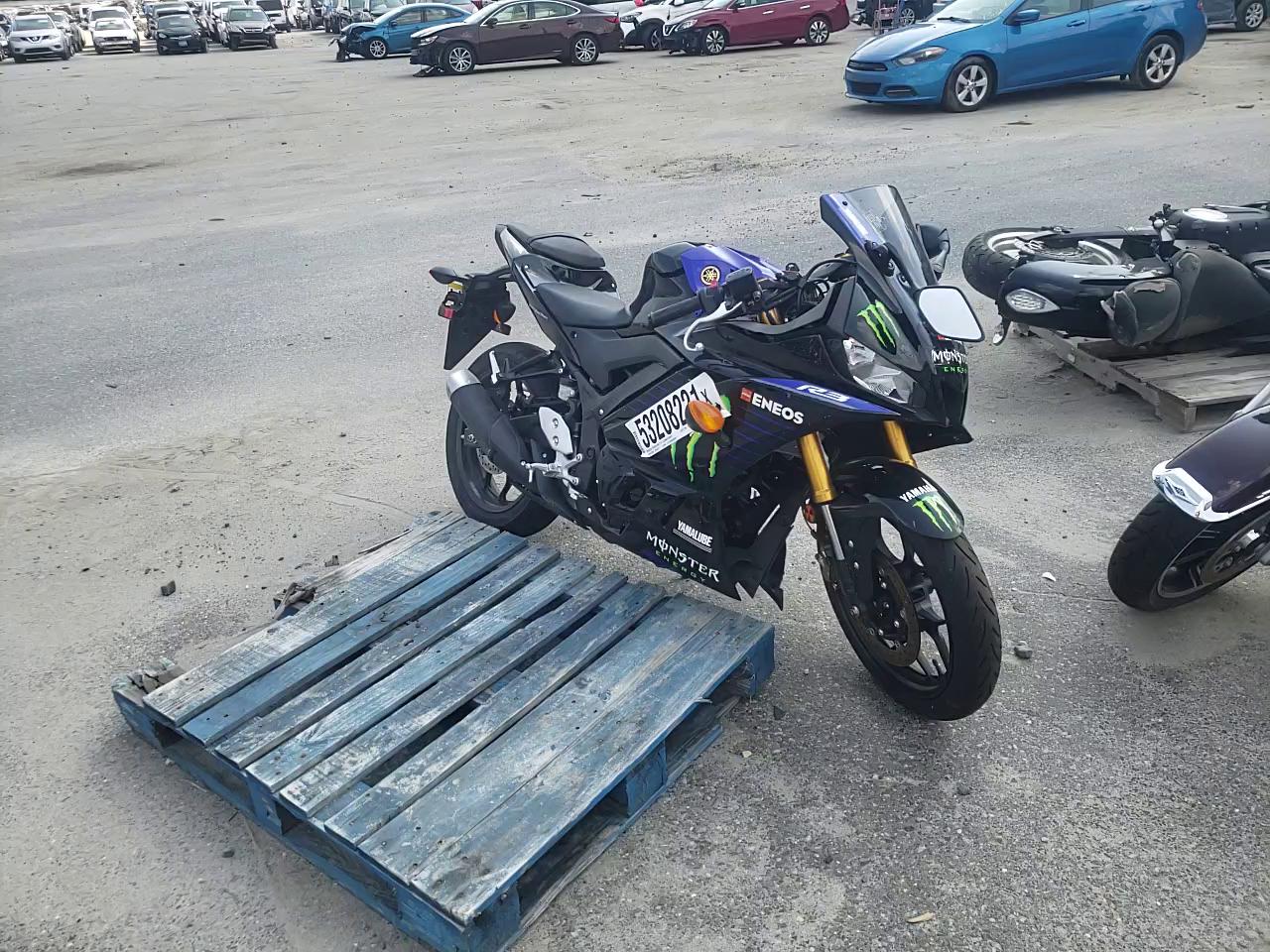 2021 YAMAHA YZFR3 A MH3RH18Y5MK005125