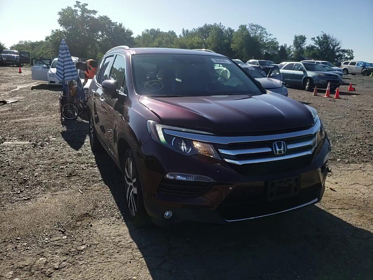 2016 HONDA PILOT ELIT 5FNYF6H08GB117829