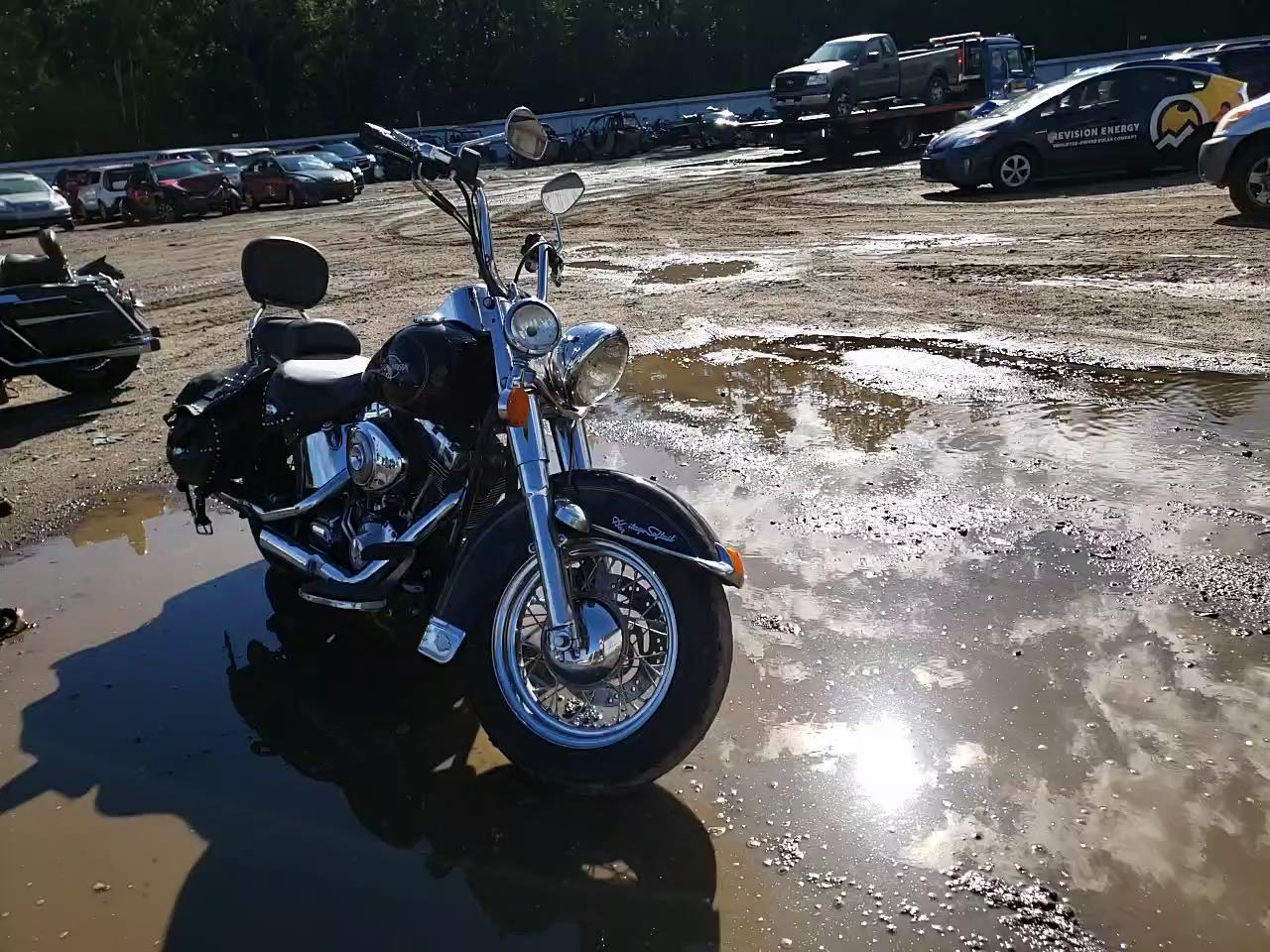 2006 HARLEY-DAVIDSON FLSTCI 1HD1BWB156Y040462