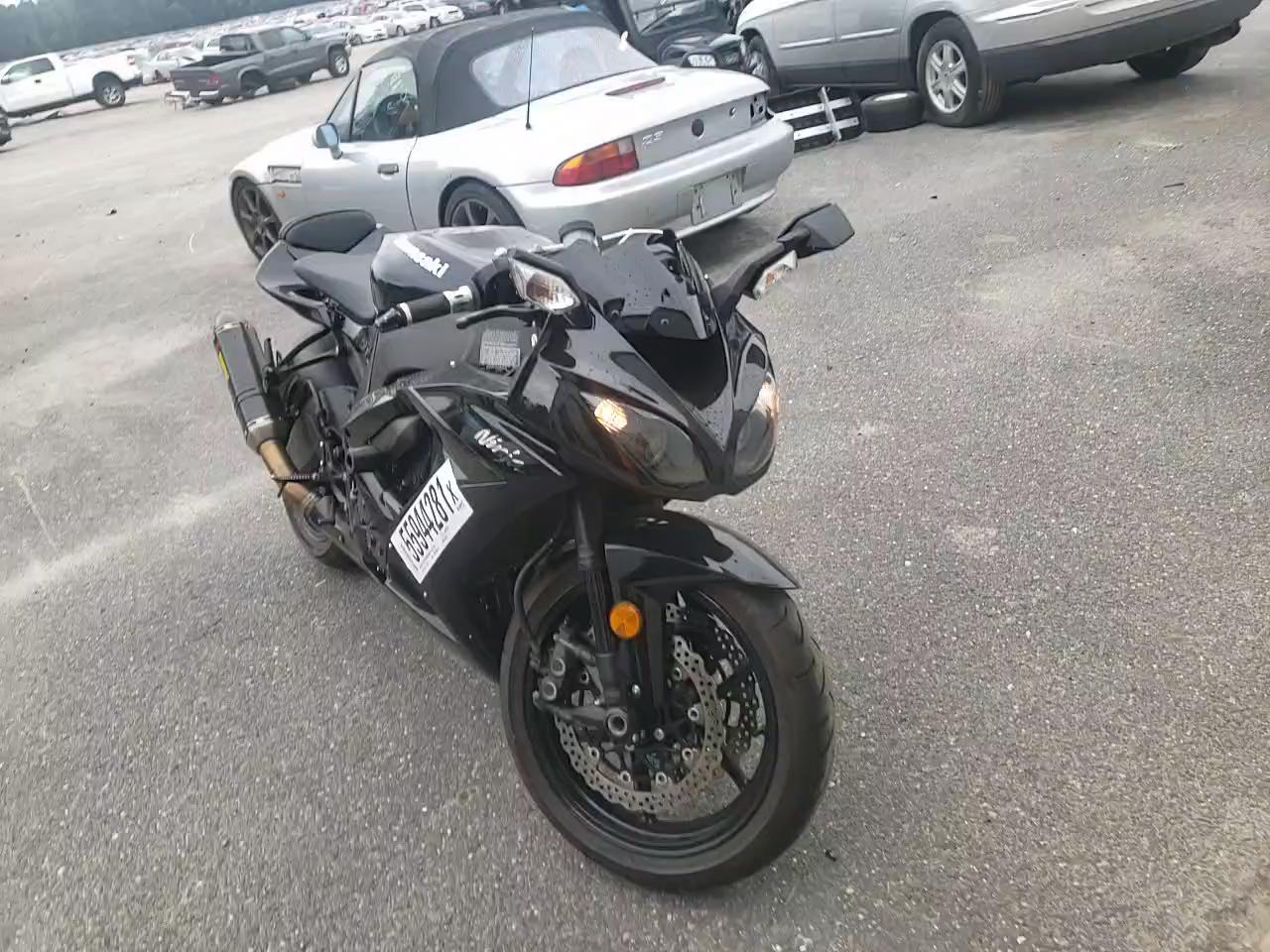 2010 KAWASAKI ZX1000 F JKAZXCF10AA002504
