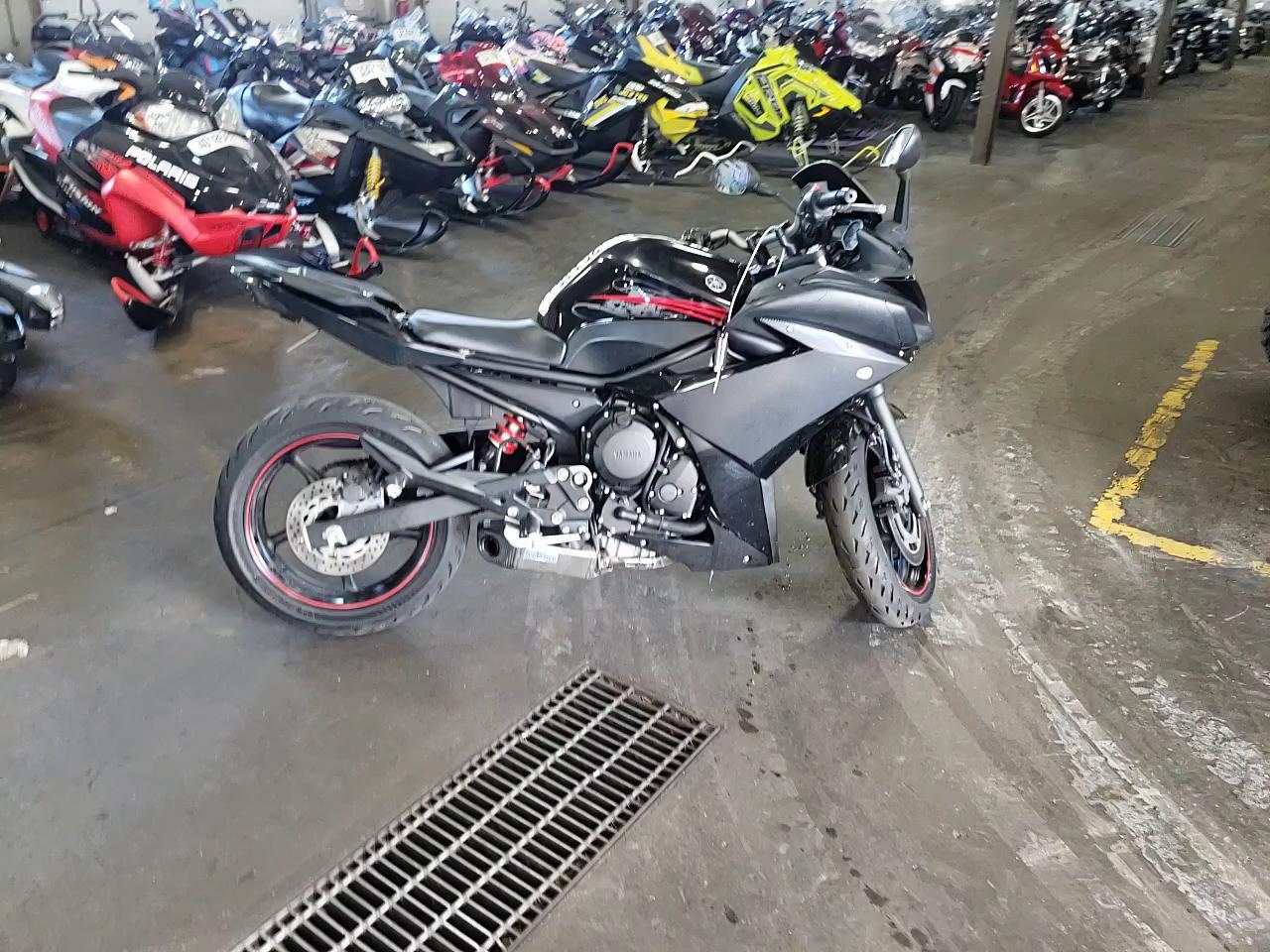 2012 YAMAHA FZ6 R JYARJ18E2CA007925