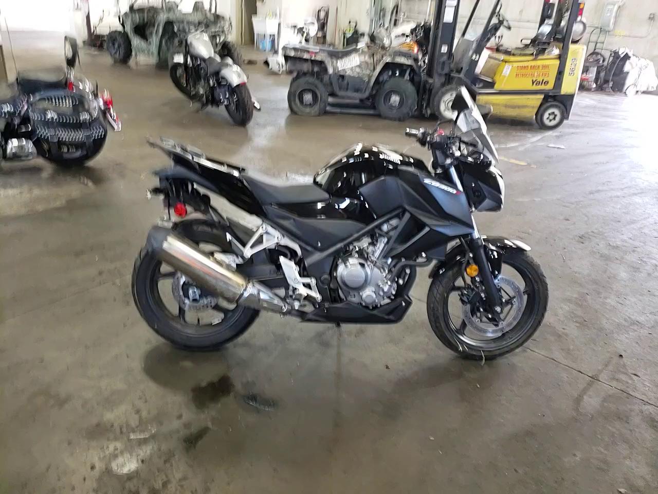2016 HONDA CB300 F MLHNC5212G5201120