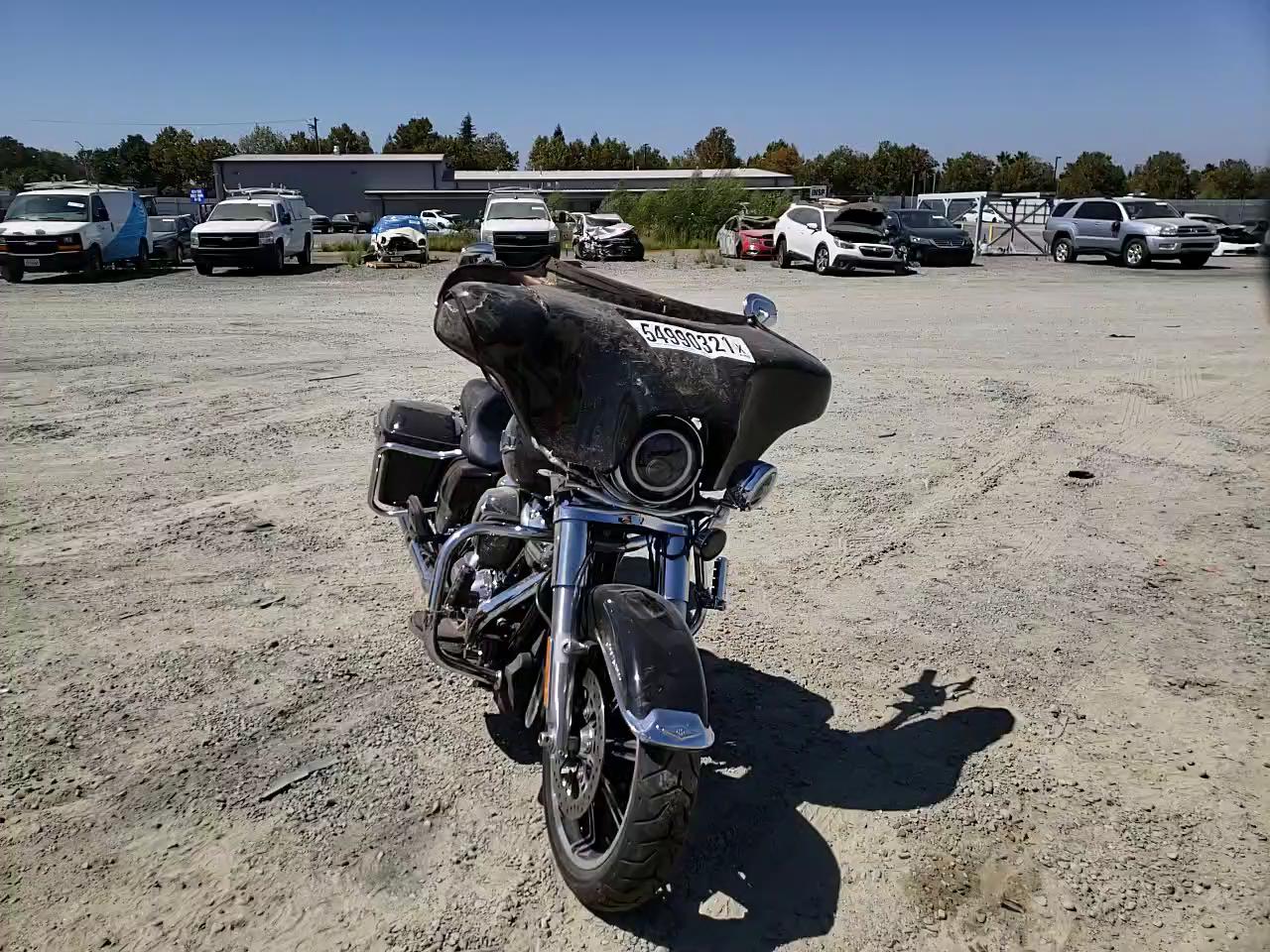 2020 HARLEY-DAVIDSON FLHR 1HD1FBC20LB631026