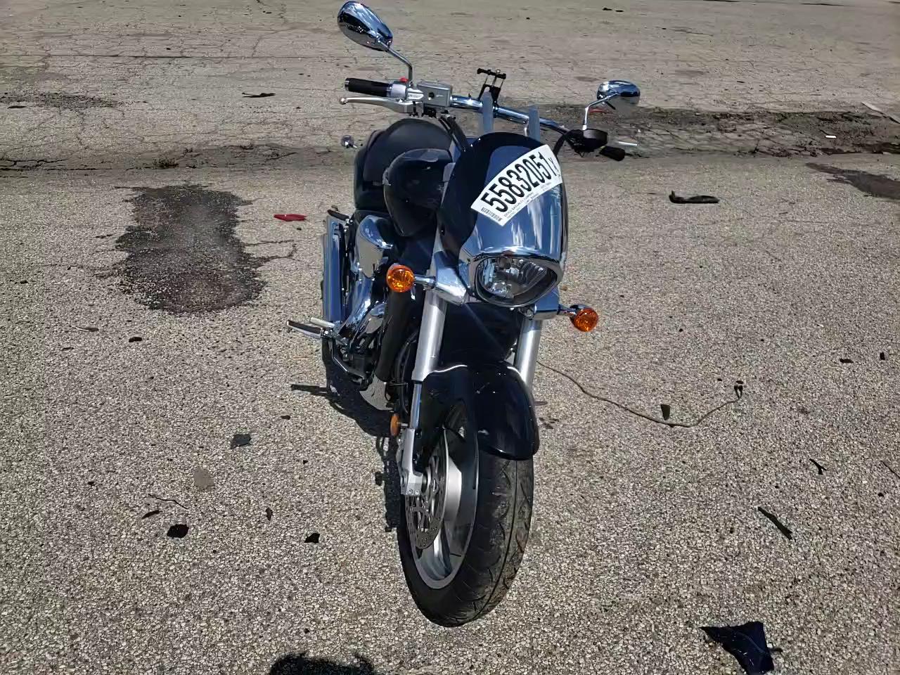 2014 SUZUKI VZR1800 JS1VY53A4E2101130