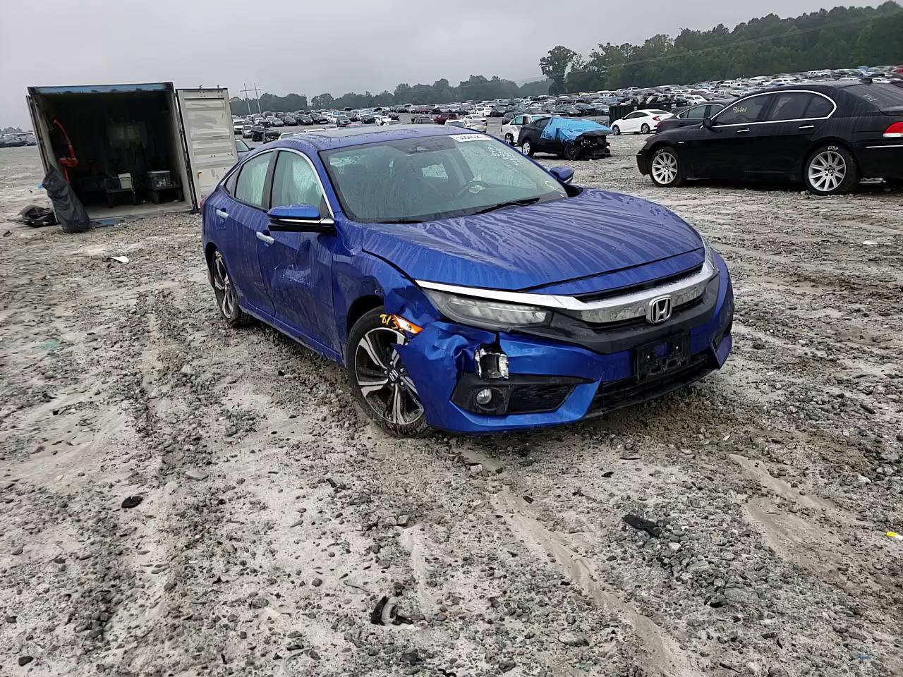 2016 HONDA CIVIC TOUR 2HGFC1F9XGH643217