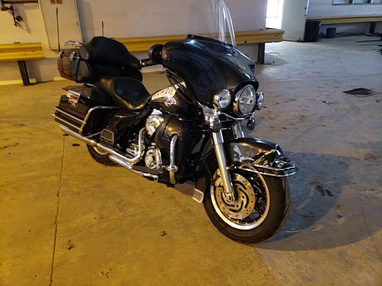 2007 HARLEY-DAVIDSON FLHTCUI 1HD1FC4127Y613609